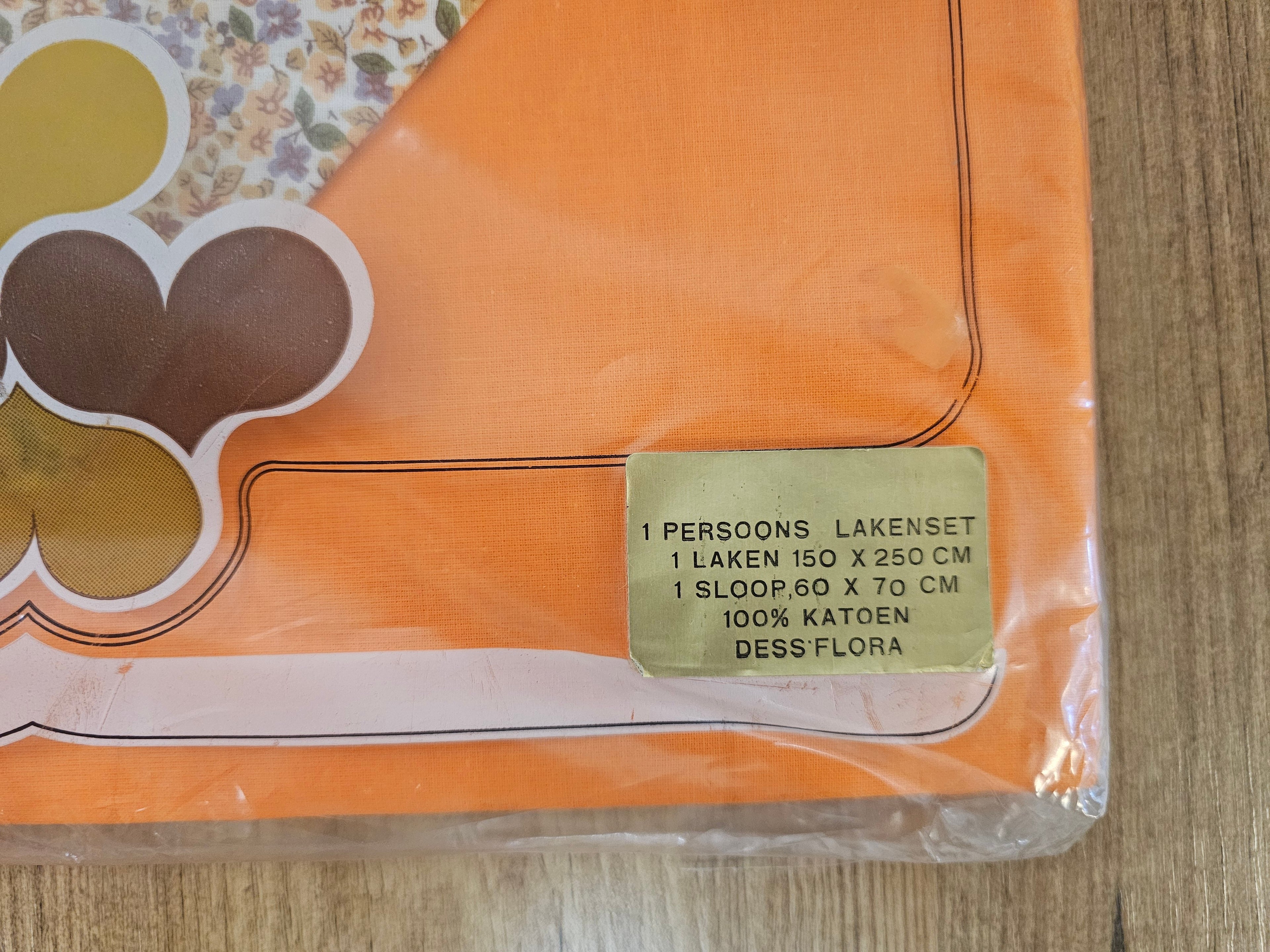 Flower International oranje laken + sloop