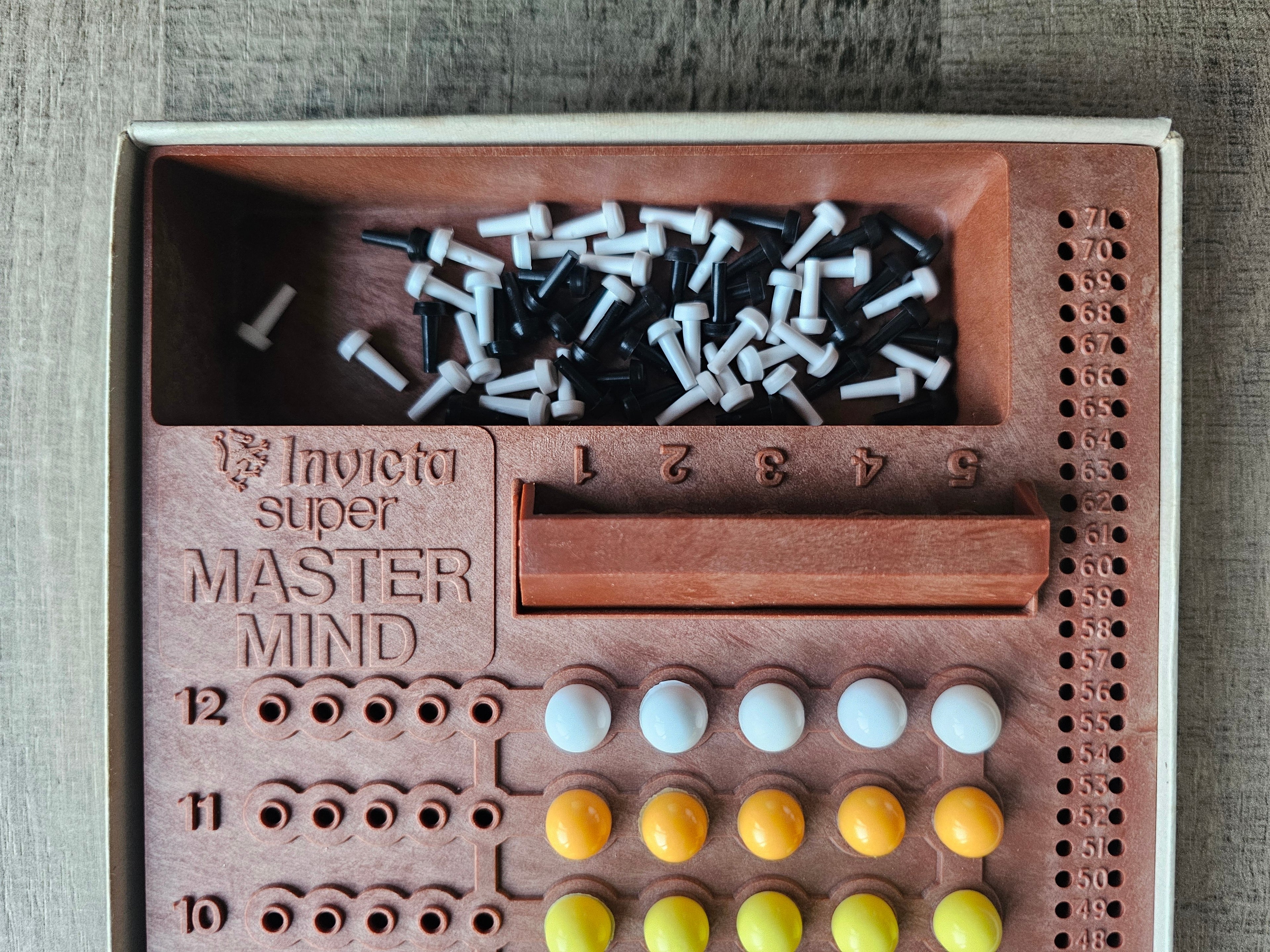 Mastermind deluxe Invicta