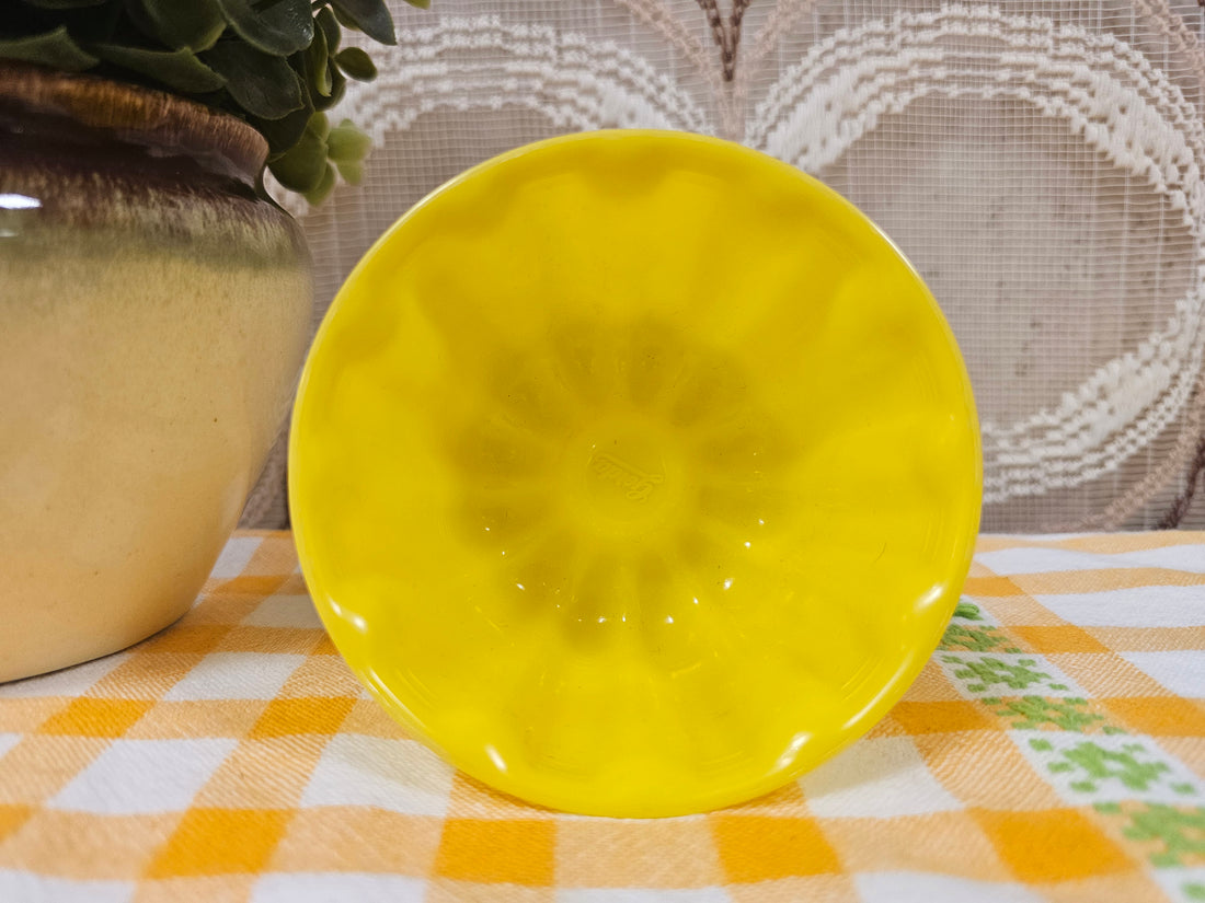 Puddingvorm geel jaren 70