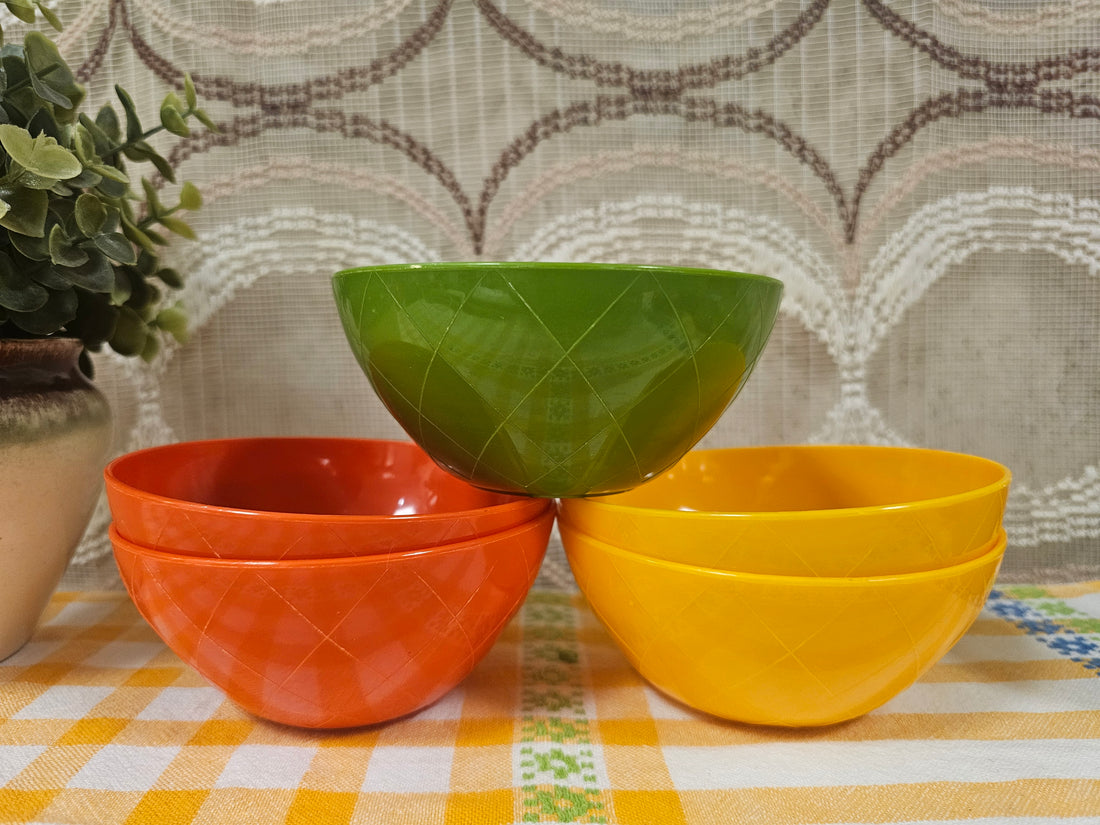 Kunststof schaaltjes 3 kleuren