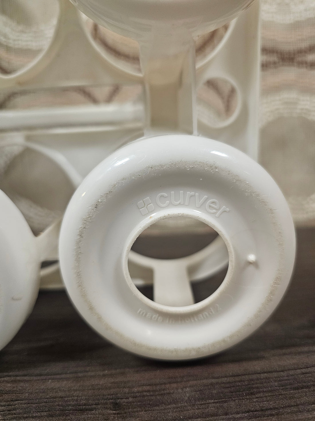 Curver flessenrek wit