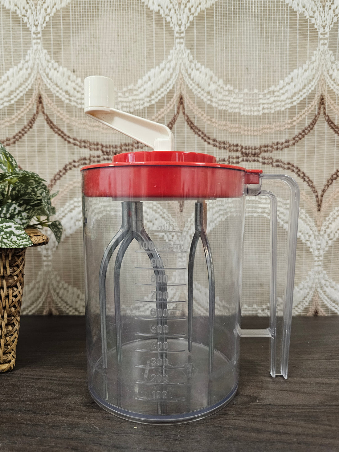 Plastimat slagroomklopper – handmatige kunststof klopper vintage