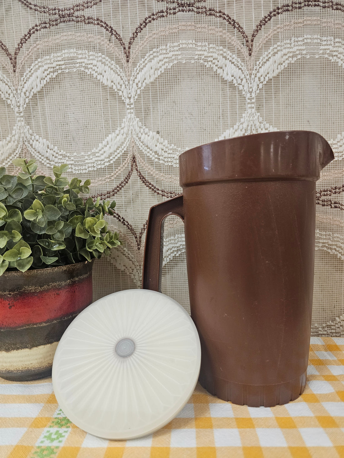 Tupperware bruine kan 2 liter