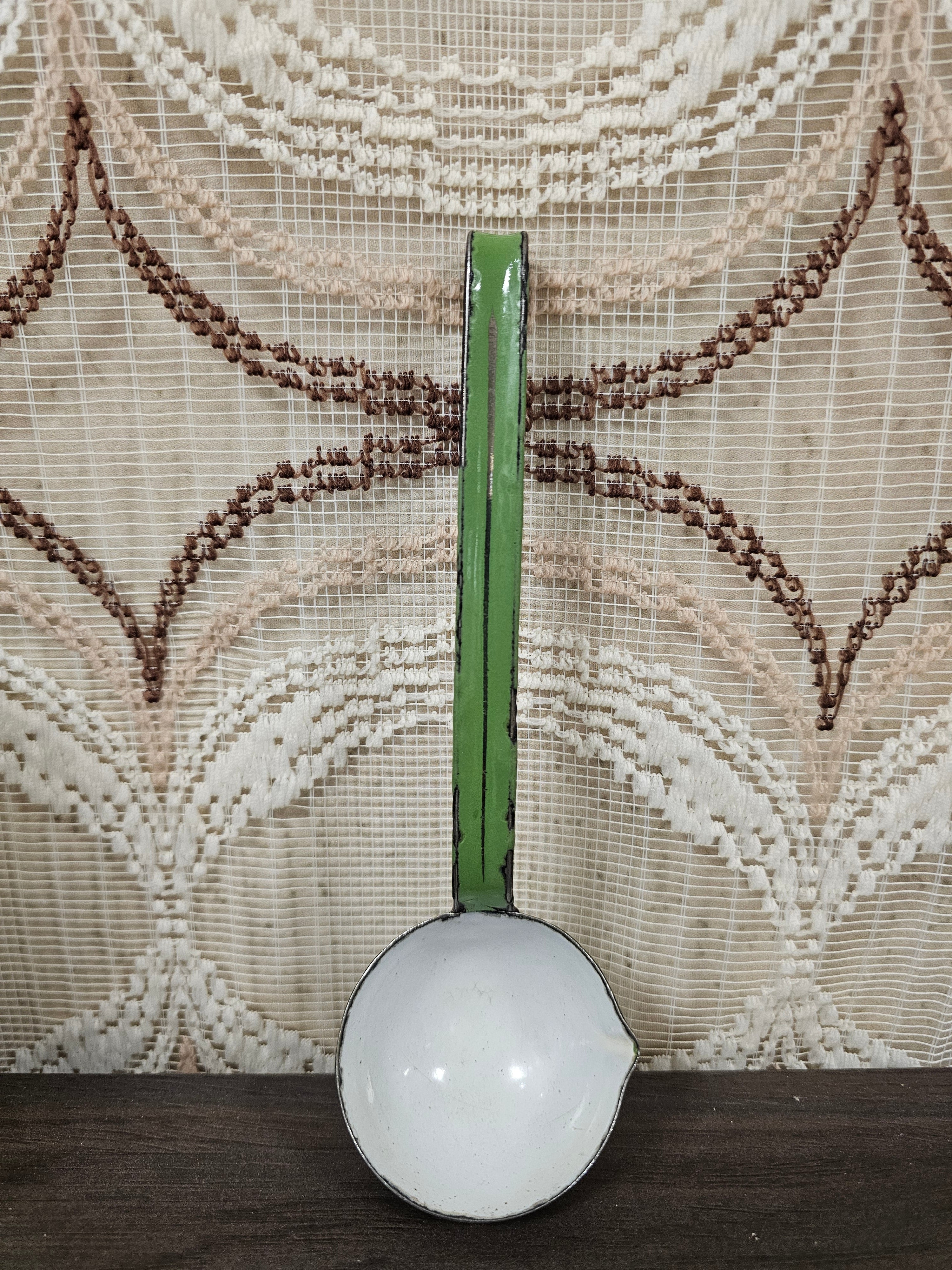 Emaille juslepel reseda groen