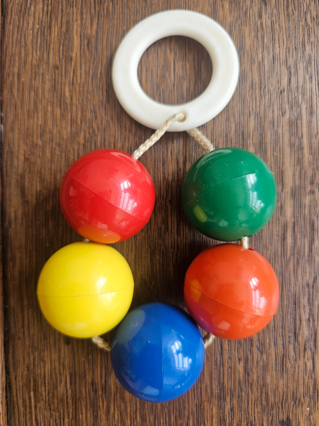 Ambi toys rammelaar gekleurde ballen