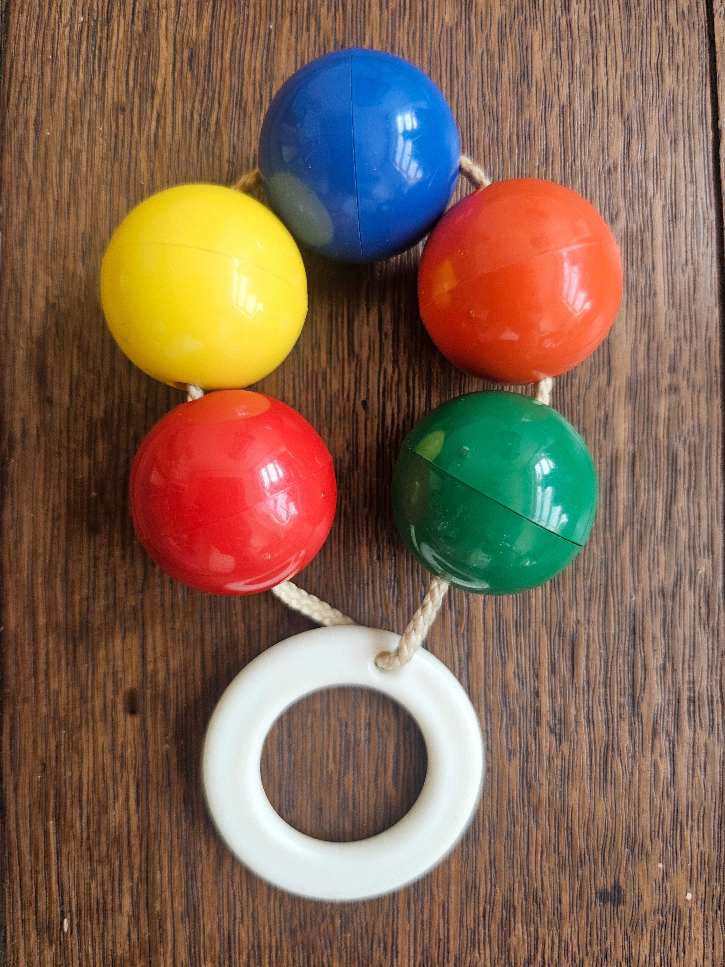 Ambi toys rammelaar gekleurde ballen