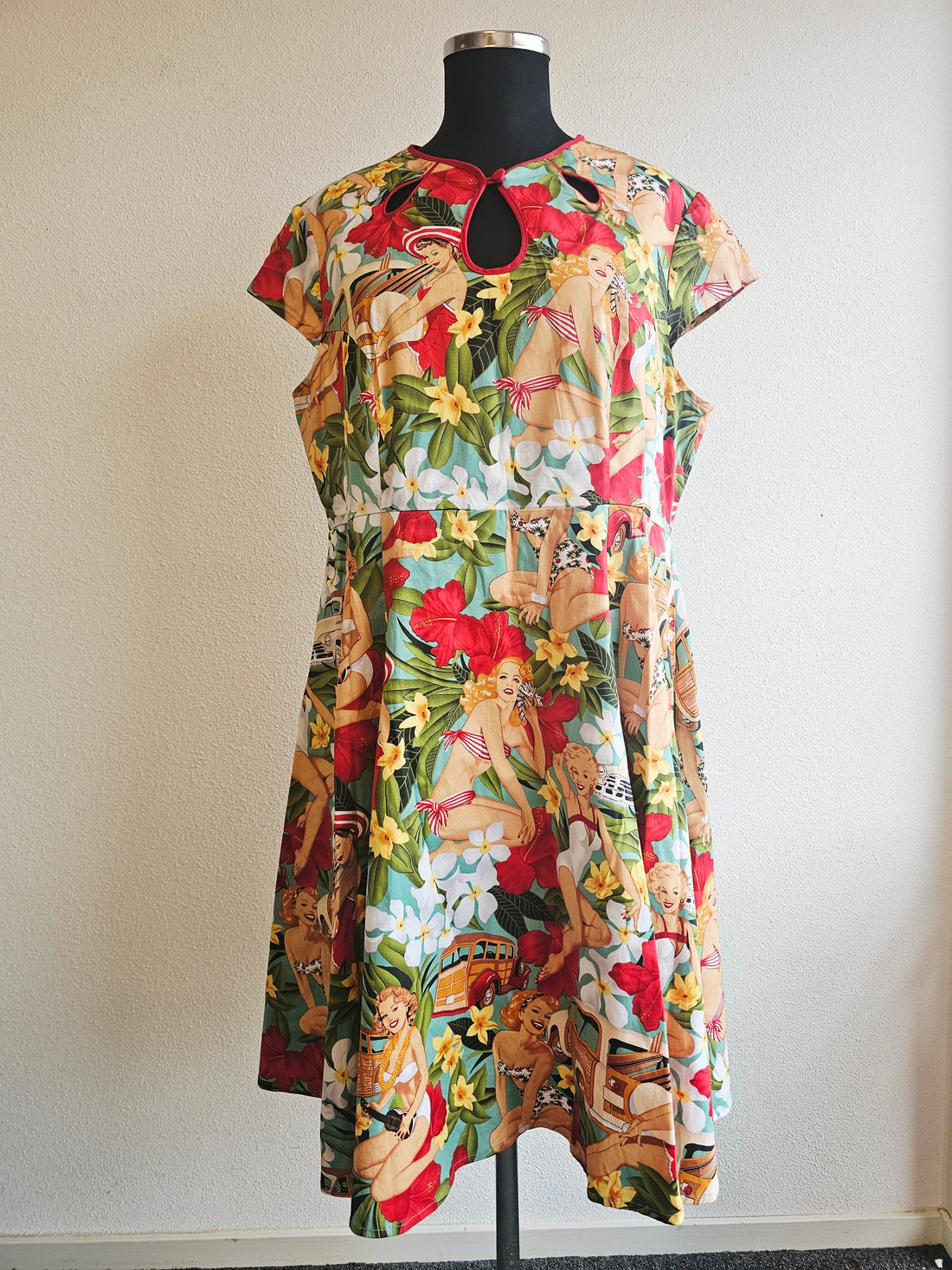 Bannen retro jurk 4XL