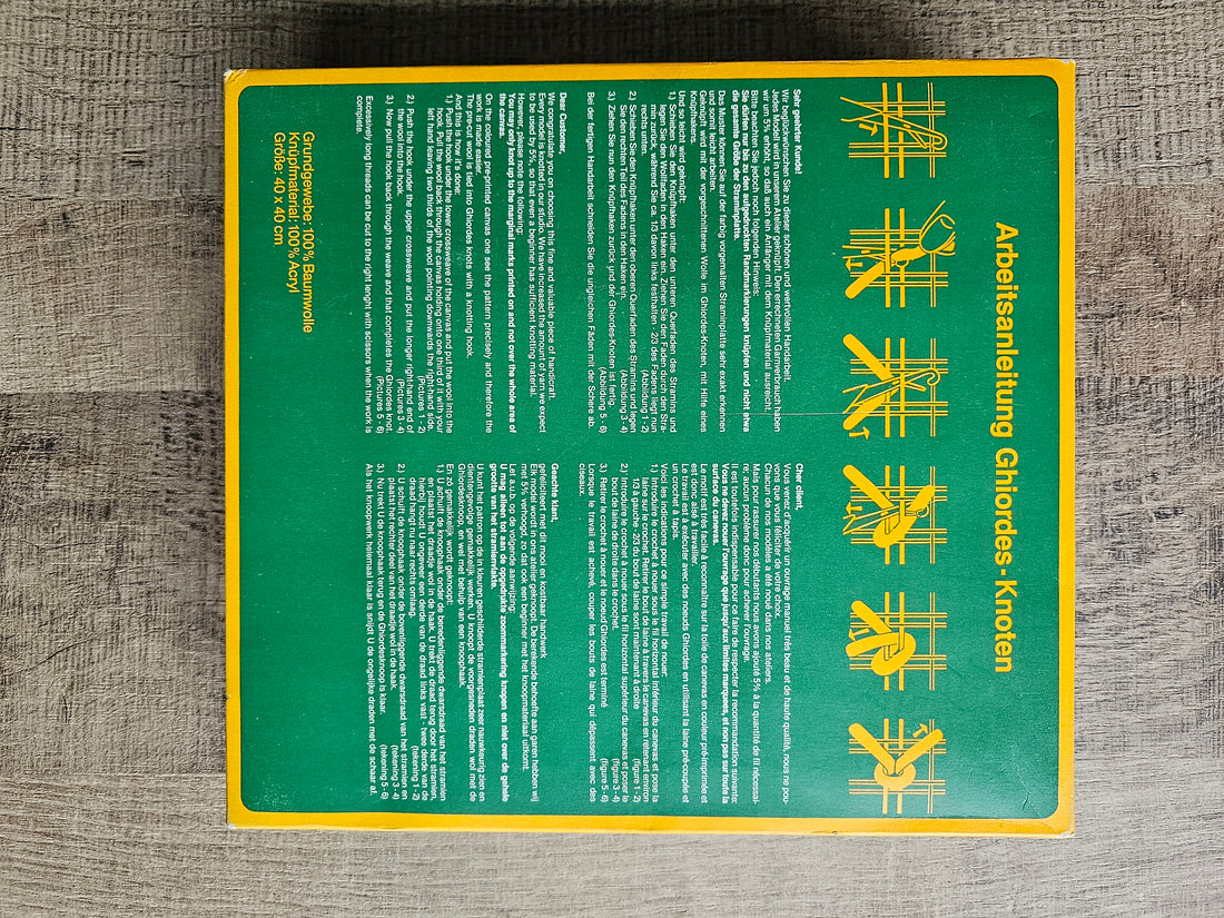 Smyrna wol knoopkussen poes