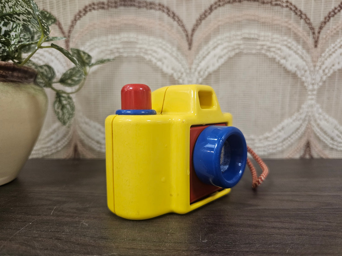 Ambi Toys camera