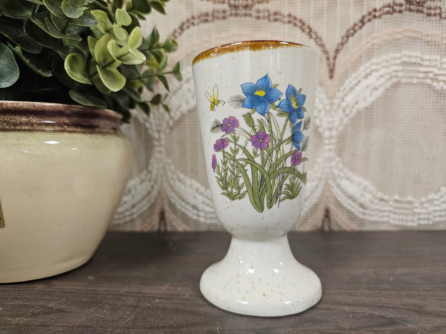 Wildflower hoge koffiebeker blauwe bloemen