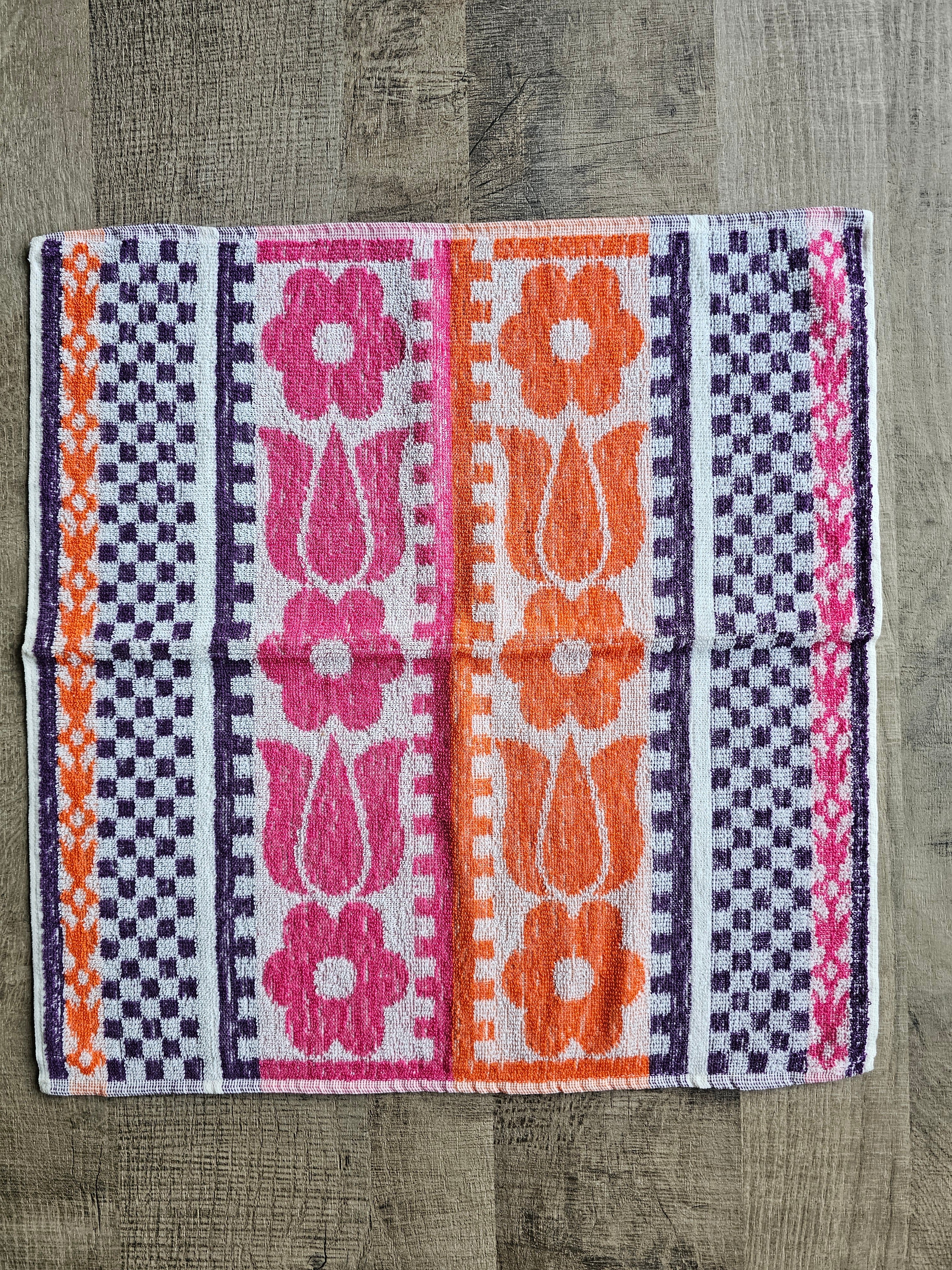 Swift vintage keukenhanddoek roze oranje bloemen