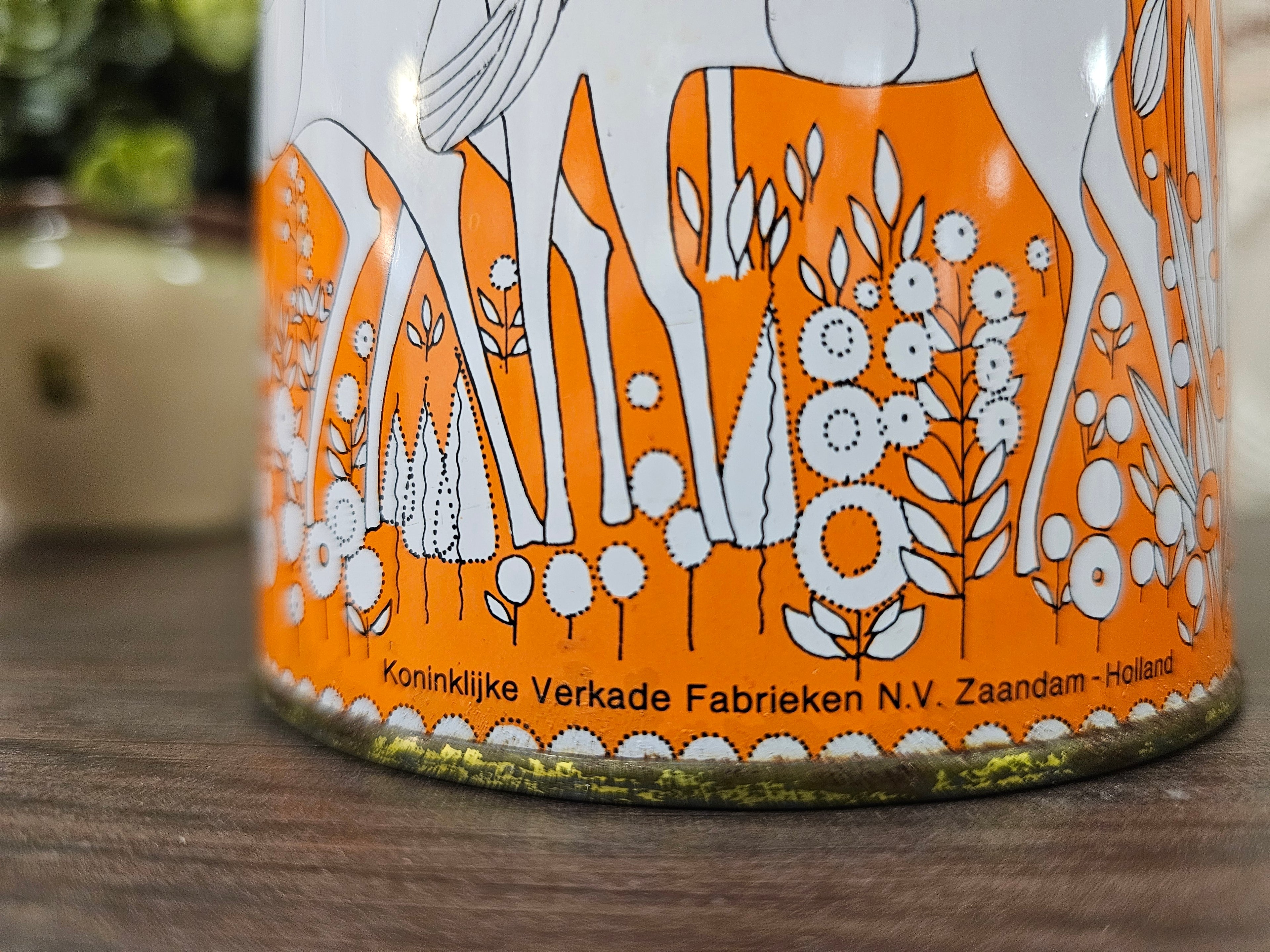 Oranje blik Koninklijke Verkade Fabrieken