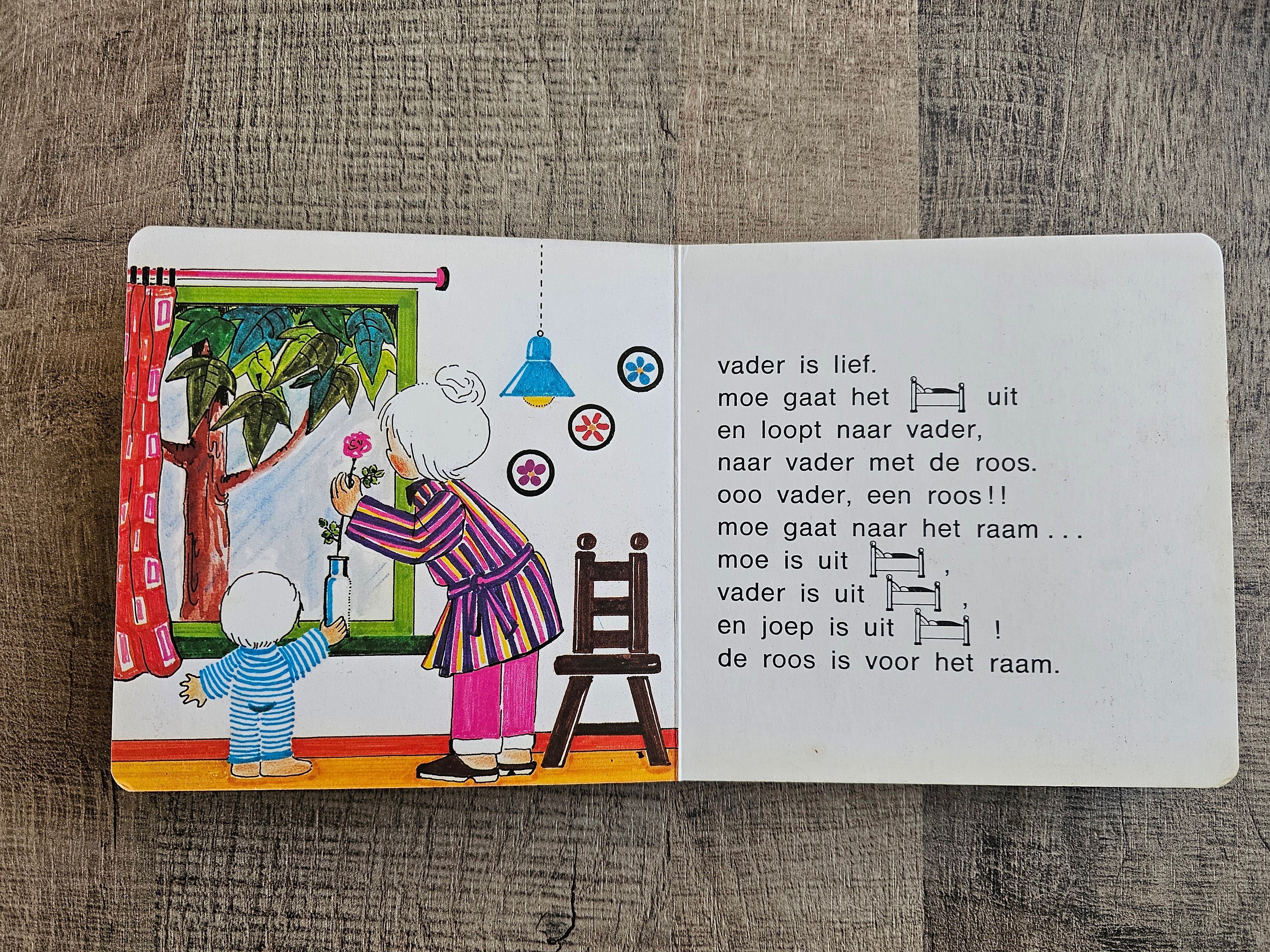 Botjes boekje 4 "Eruit, de zon is op" vintage kinderboekje