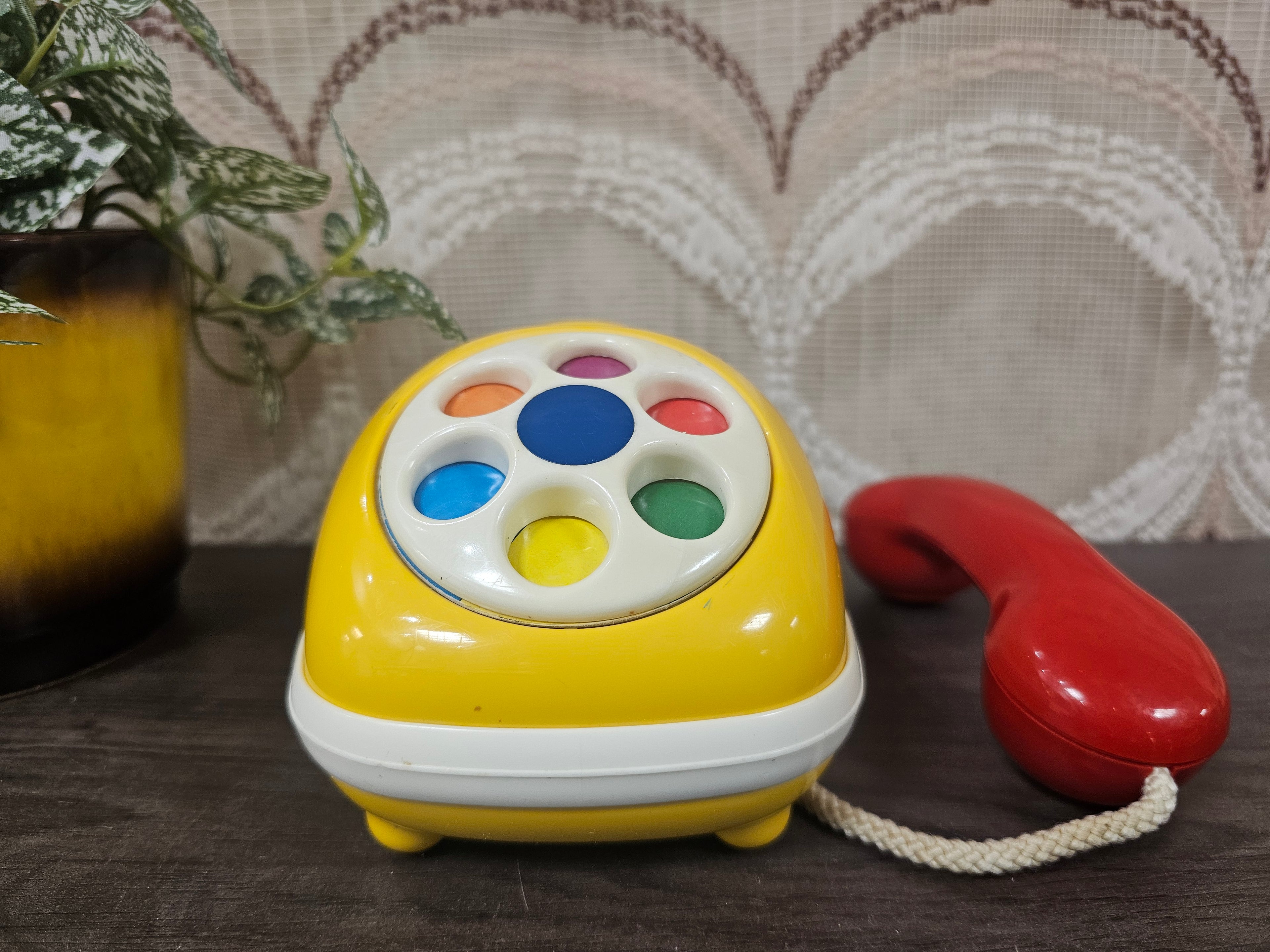 Ambi toys vintage speelgoed telefoon