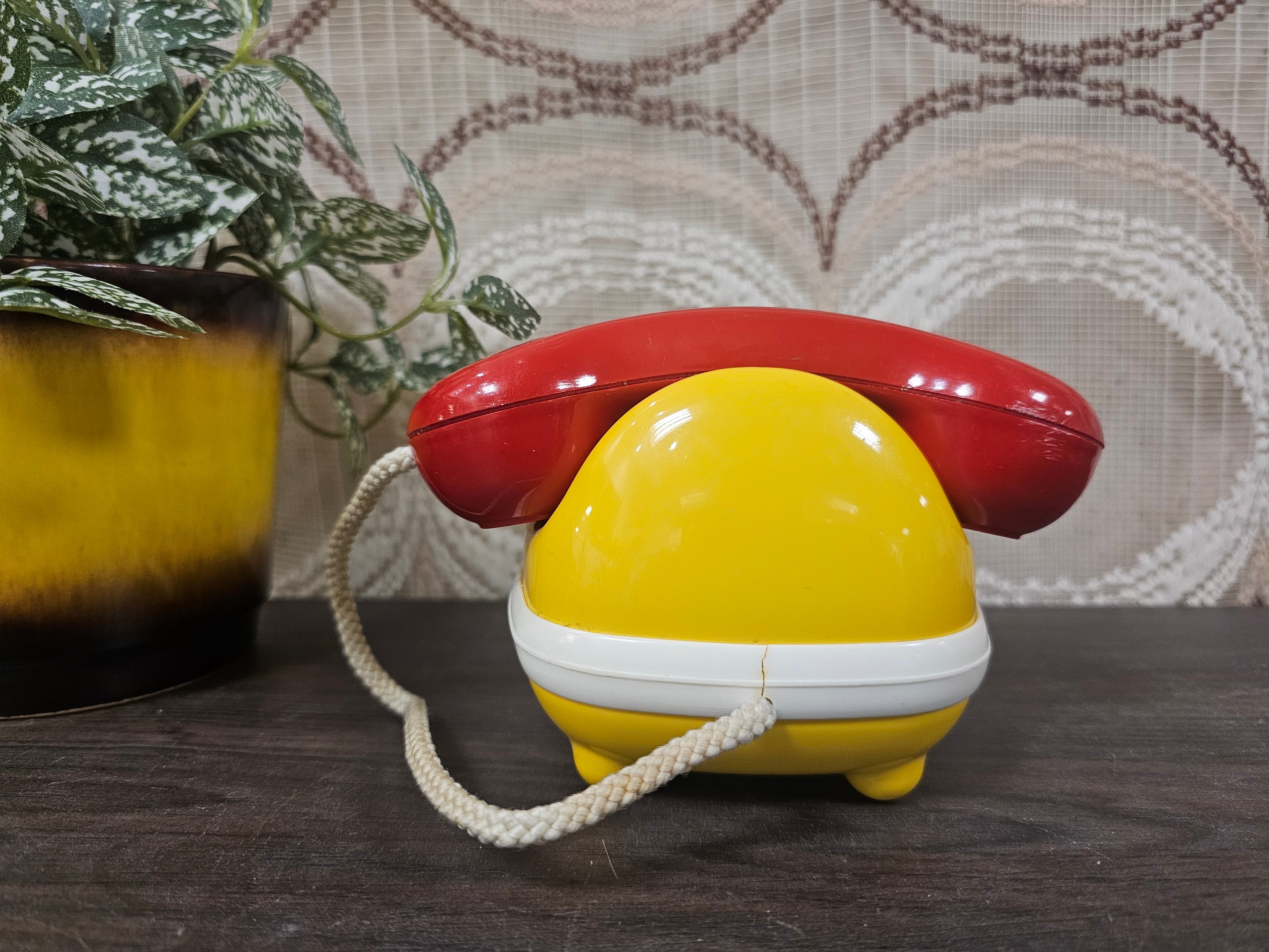 Ambi toys vintage speelgoed telefoon