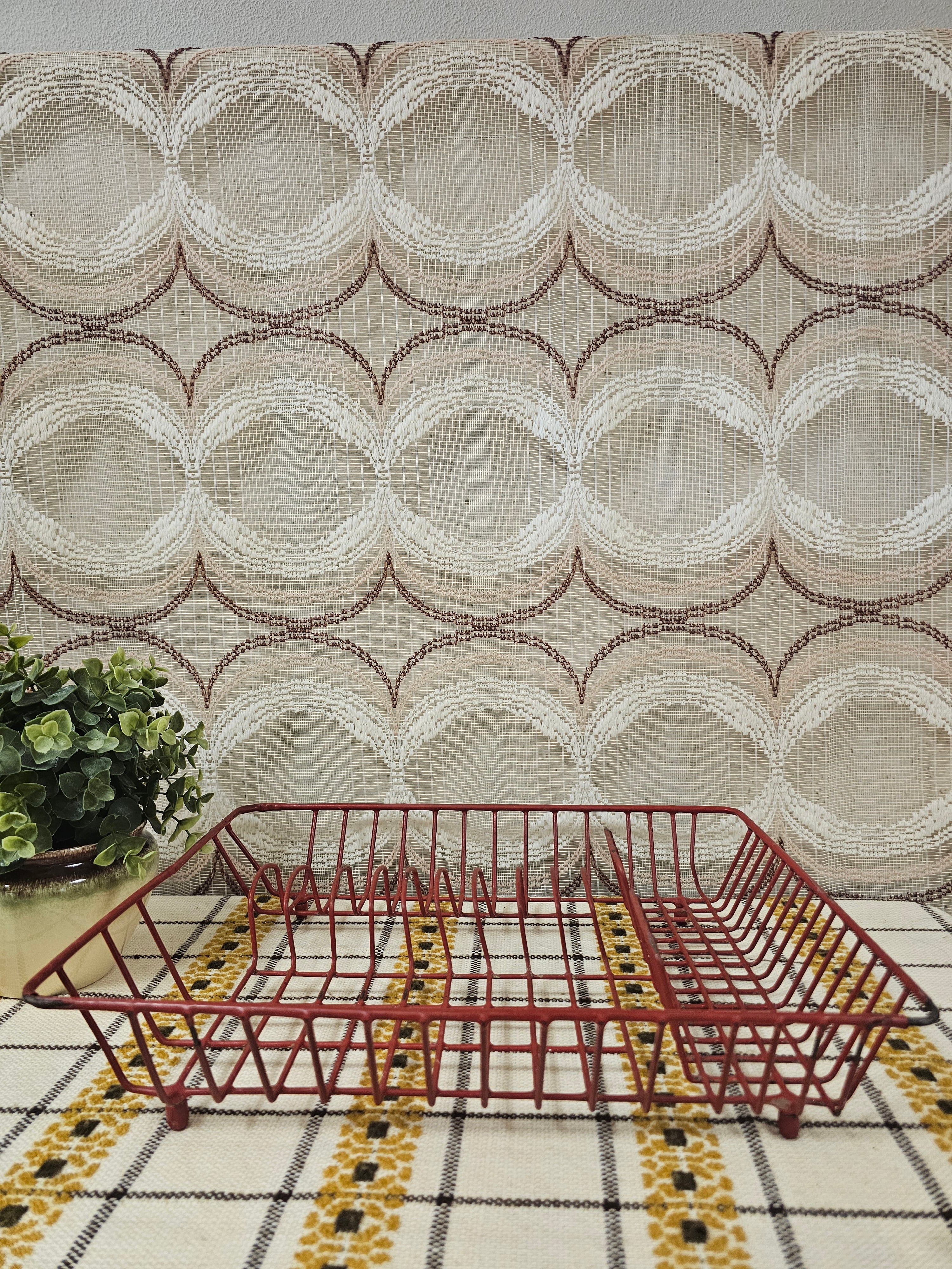 Vintage rood metalen afdruiprek jaren ’70 – 34 x 40,5 cm