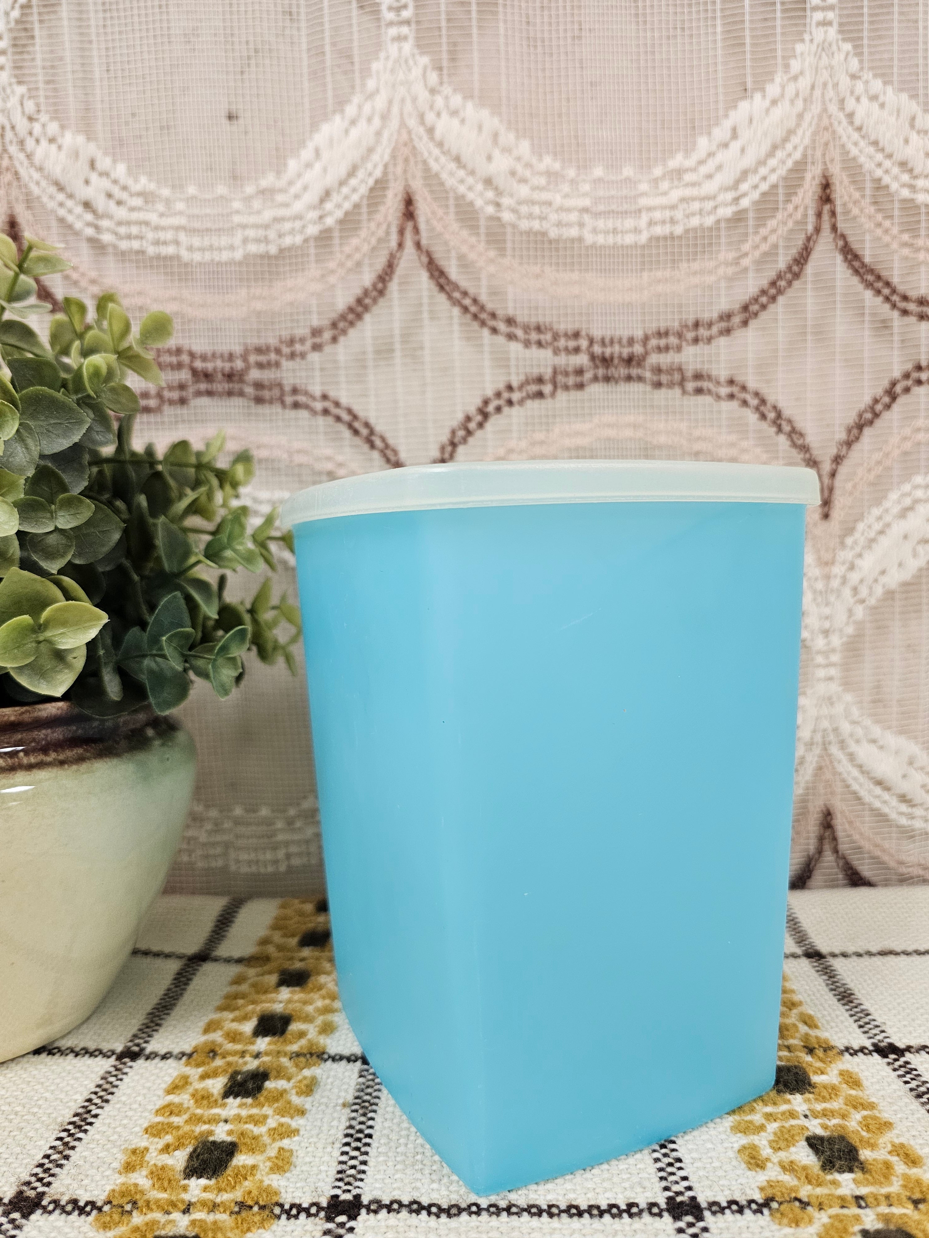Tupperware voorraadbus pastel blauw 16 cm