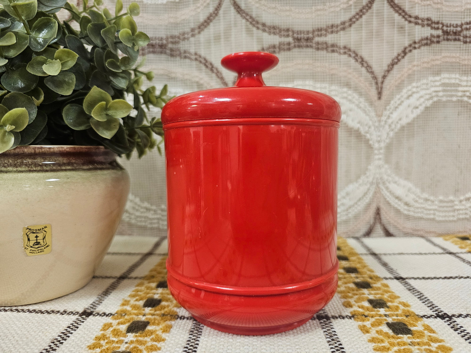 Vintage Emsa rode voorraadpot koffie met originele stickers – jaren ’70