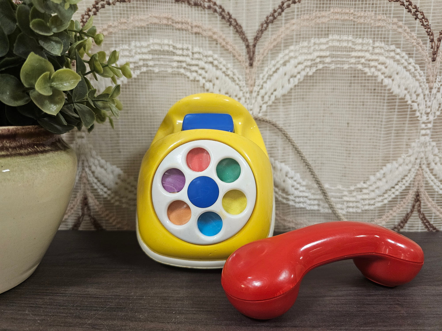 Ambi toys vintage speelgoed telefoon