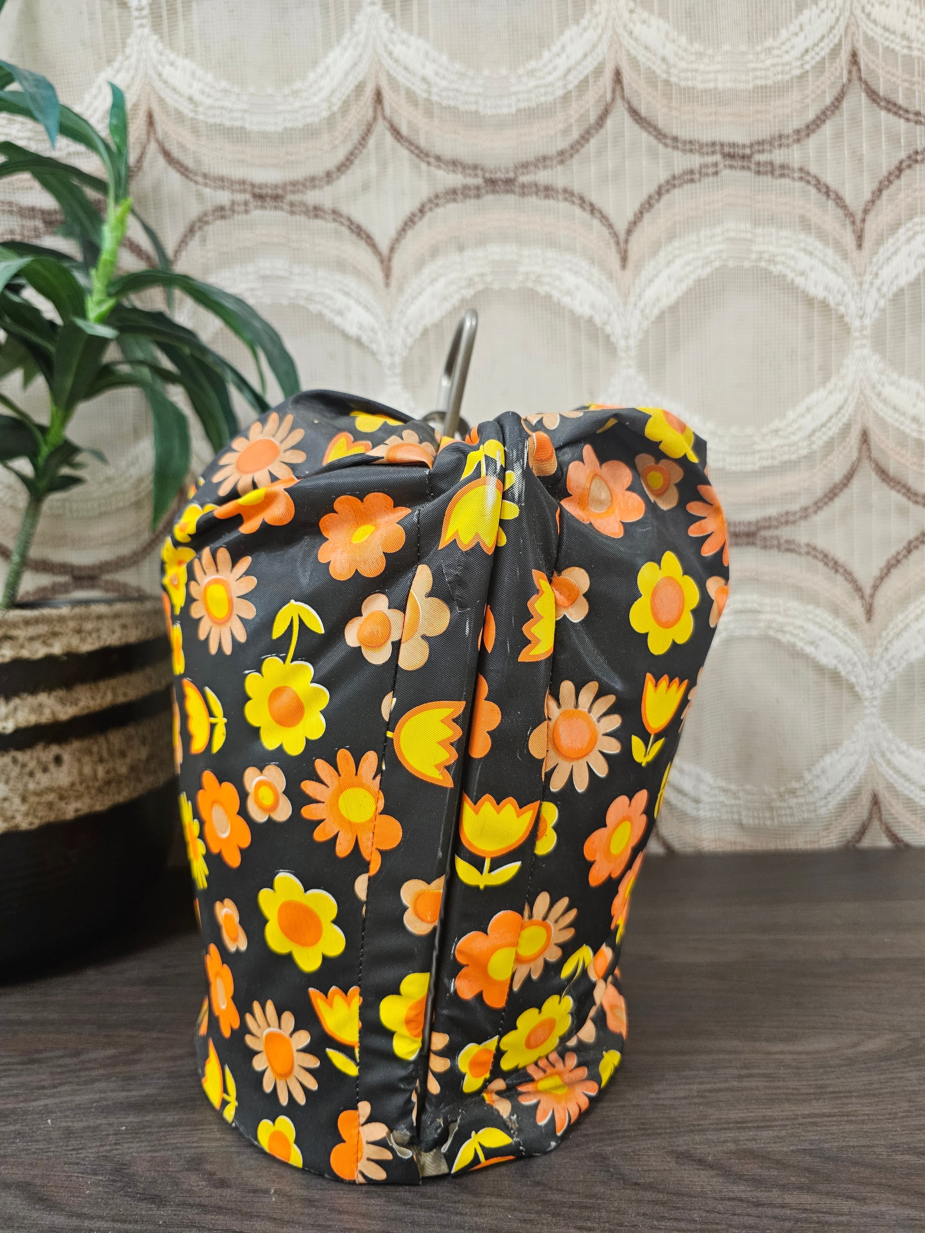 Vintage theebeurs met knip bloemenprint oranje geel