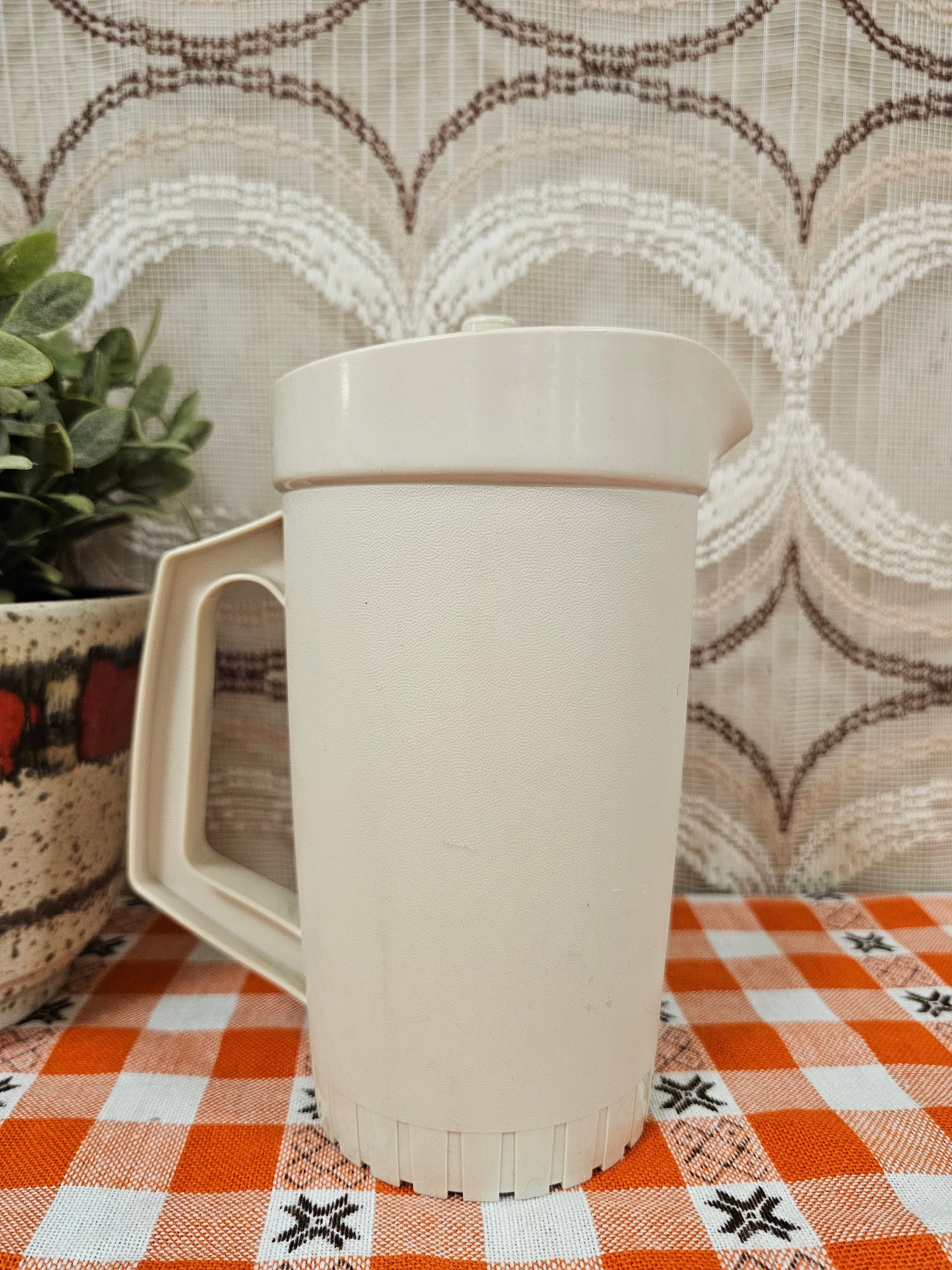 Tupperware kan cremekleur