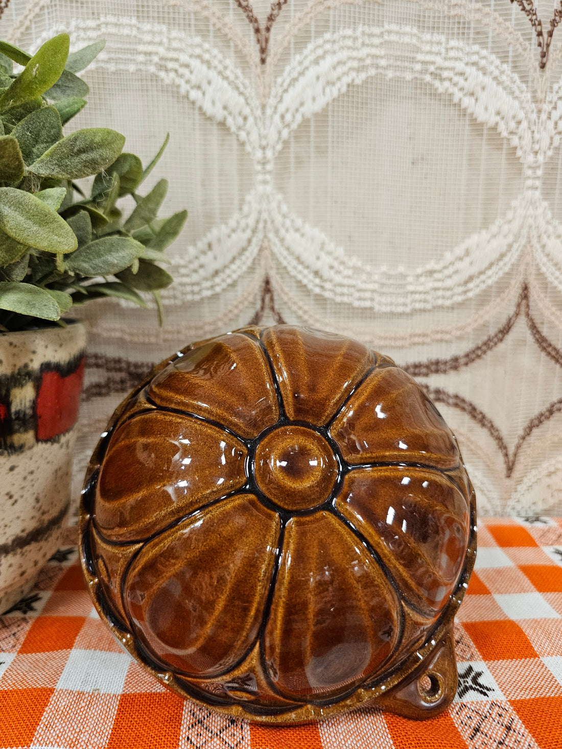 Vintage West Germany puddingvorm bloemvorm bruin keramiek Ø16 cm