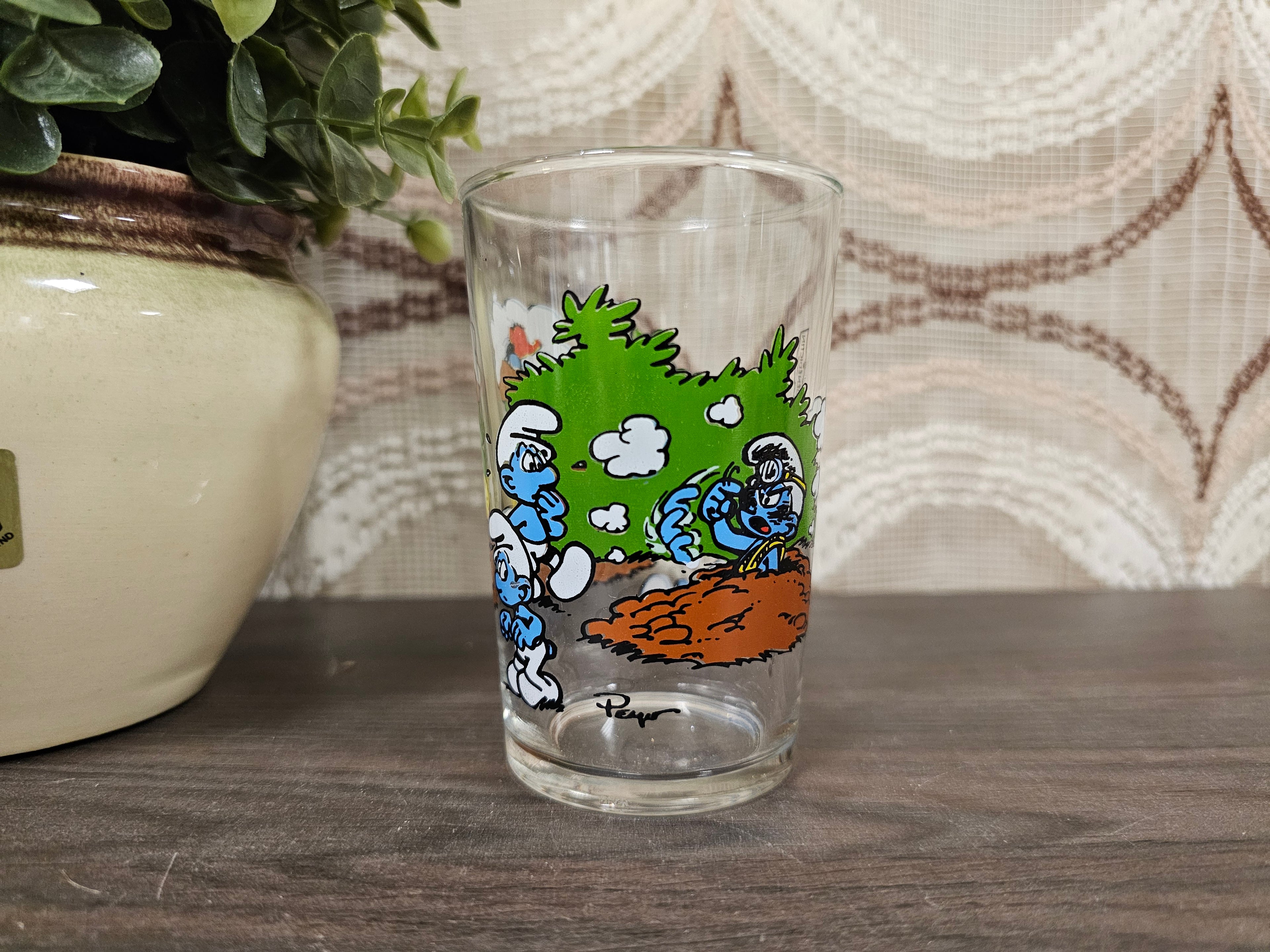 Smurfen glas Peyo 1994 met dynamiet-scène
