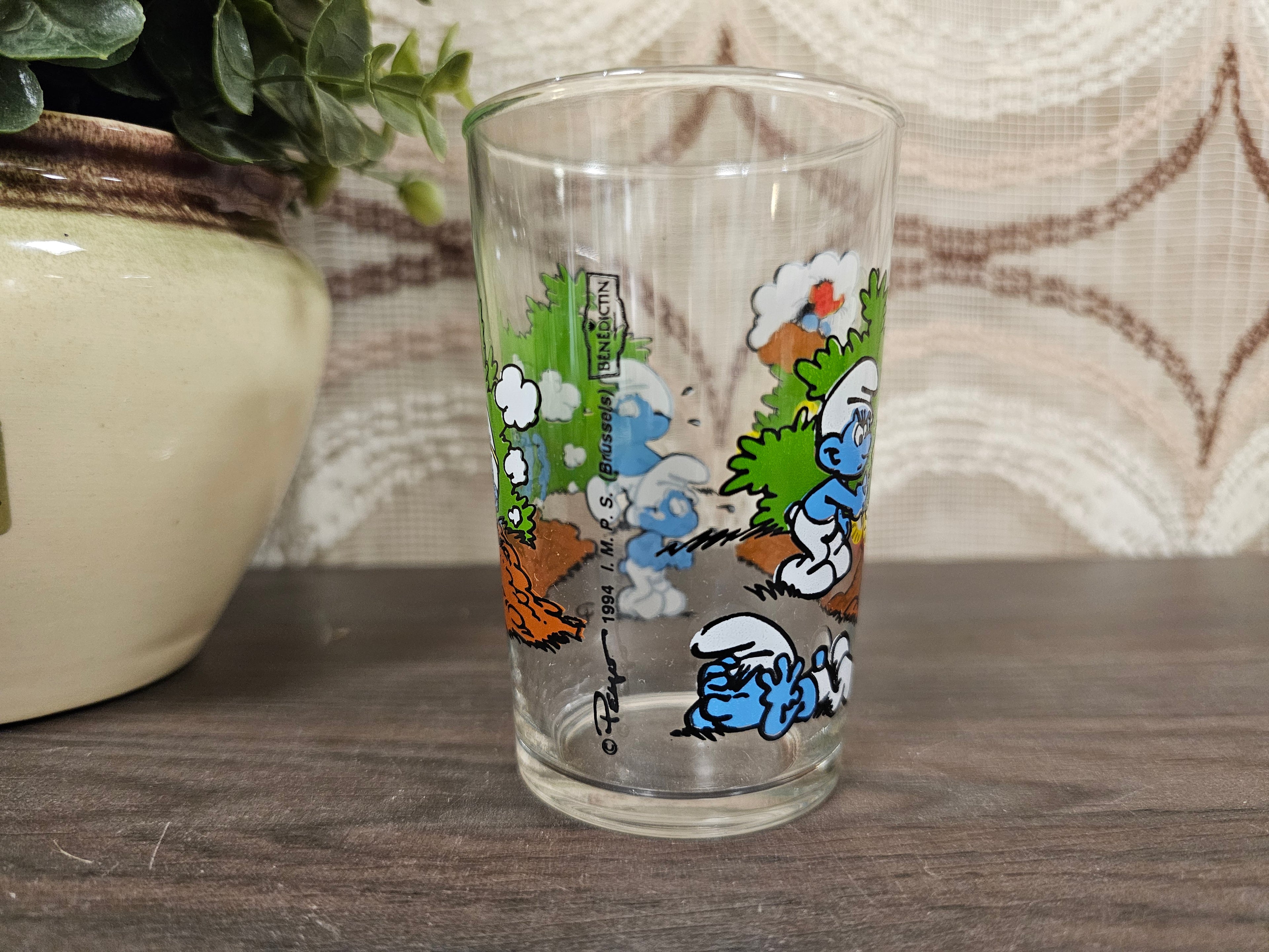 Smurfen glas Peyo 1994 met dynamiet-scène