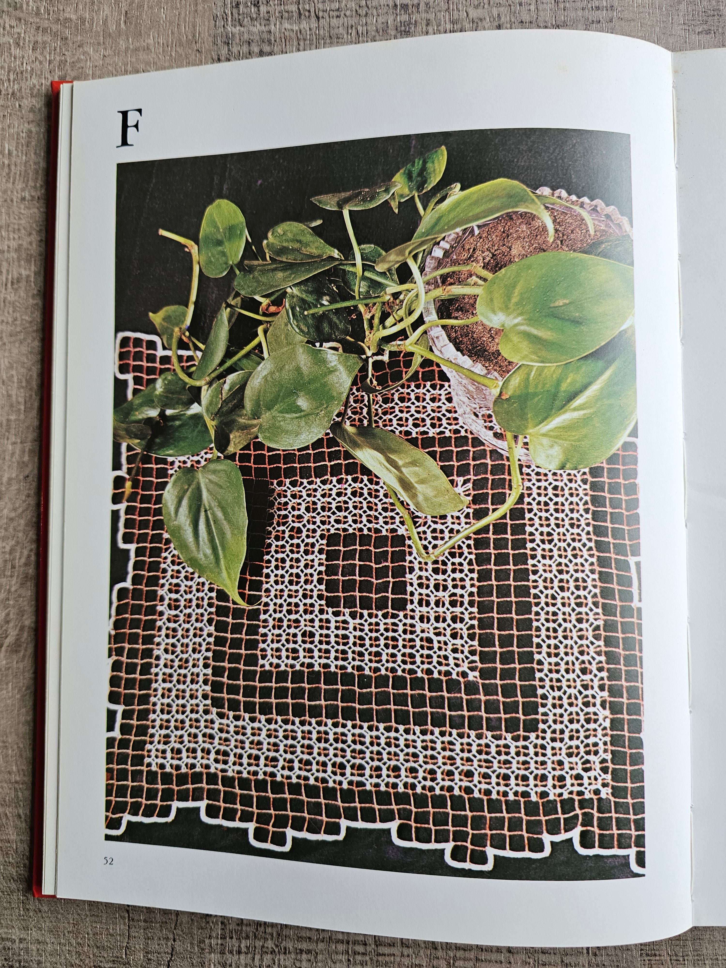 Vintage handwerkboek Naaldkunst van A tot Z – compleet naslagwerk