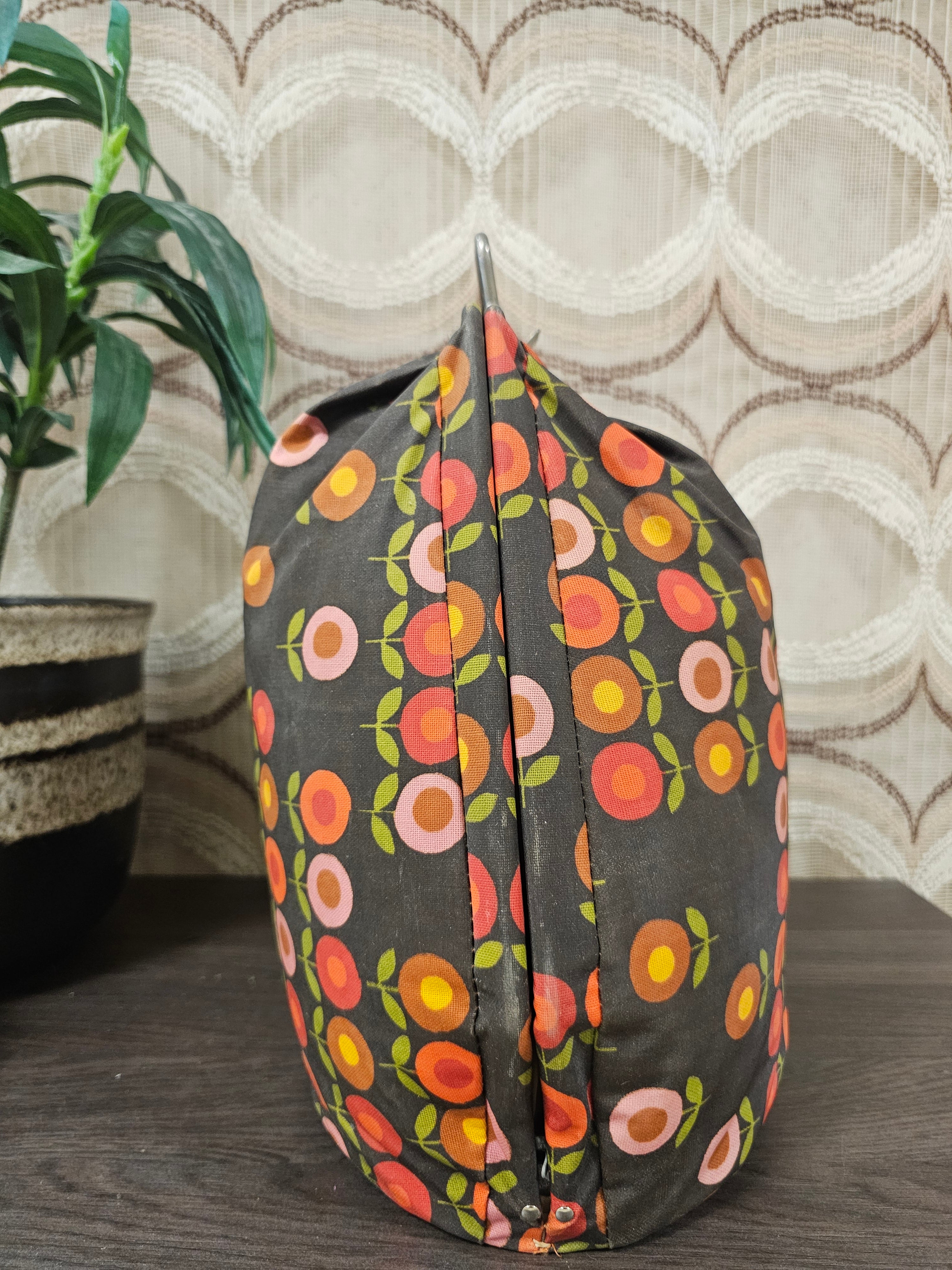 Vintage theebeurs met knip van Nelle bruin met bloemen