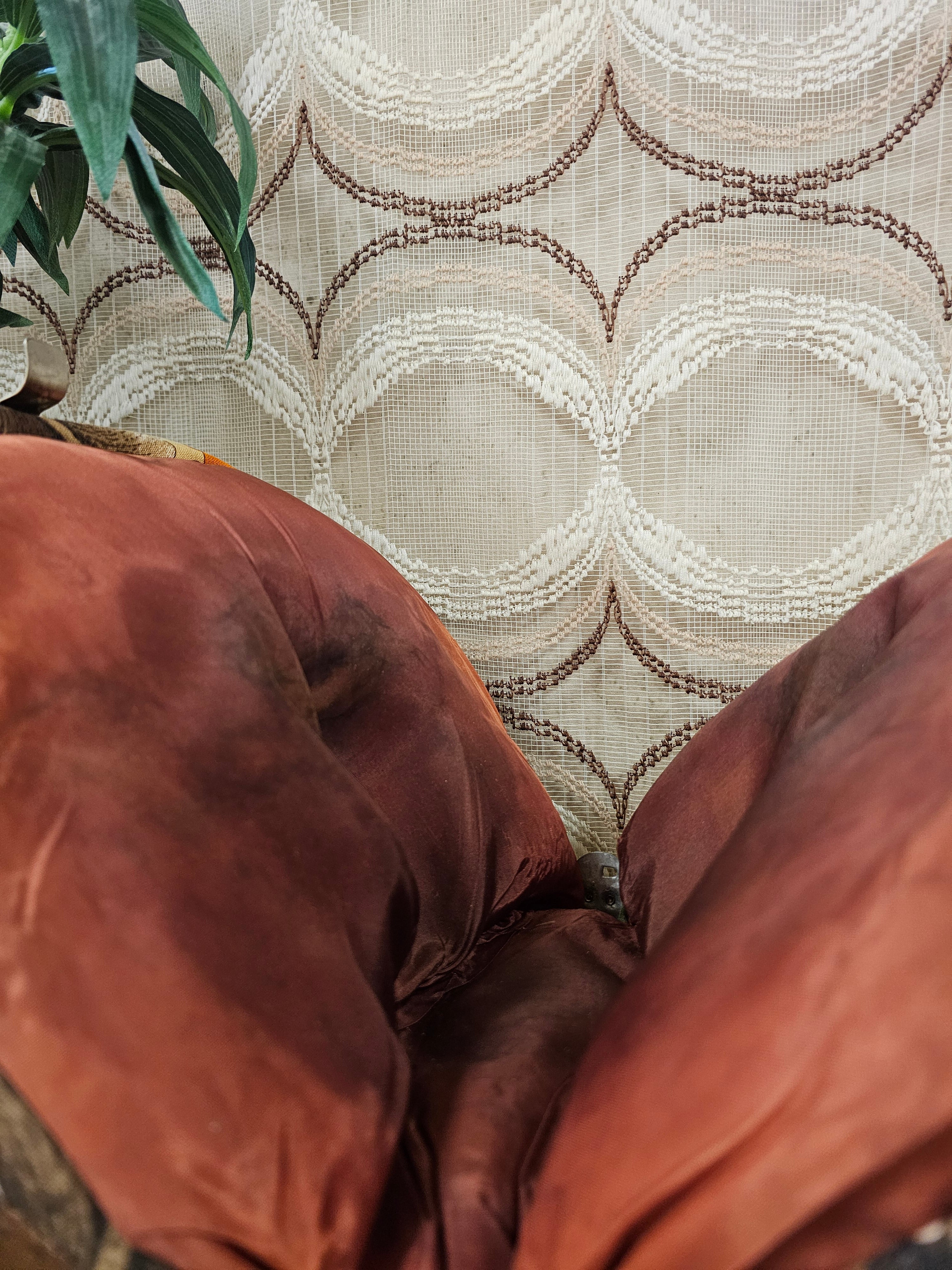 Vintage theebeurs met knip bruine bladeren