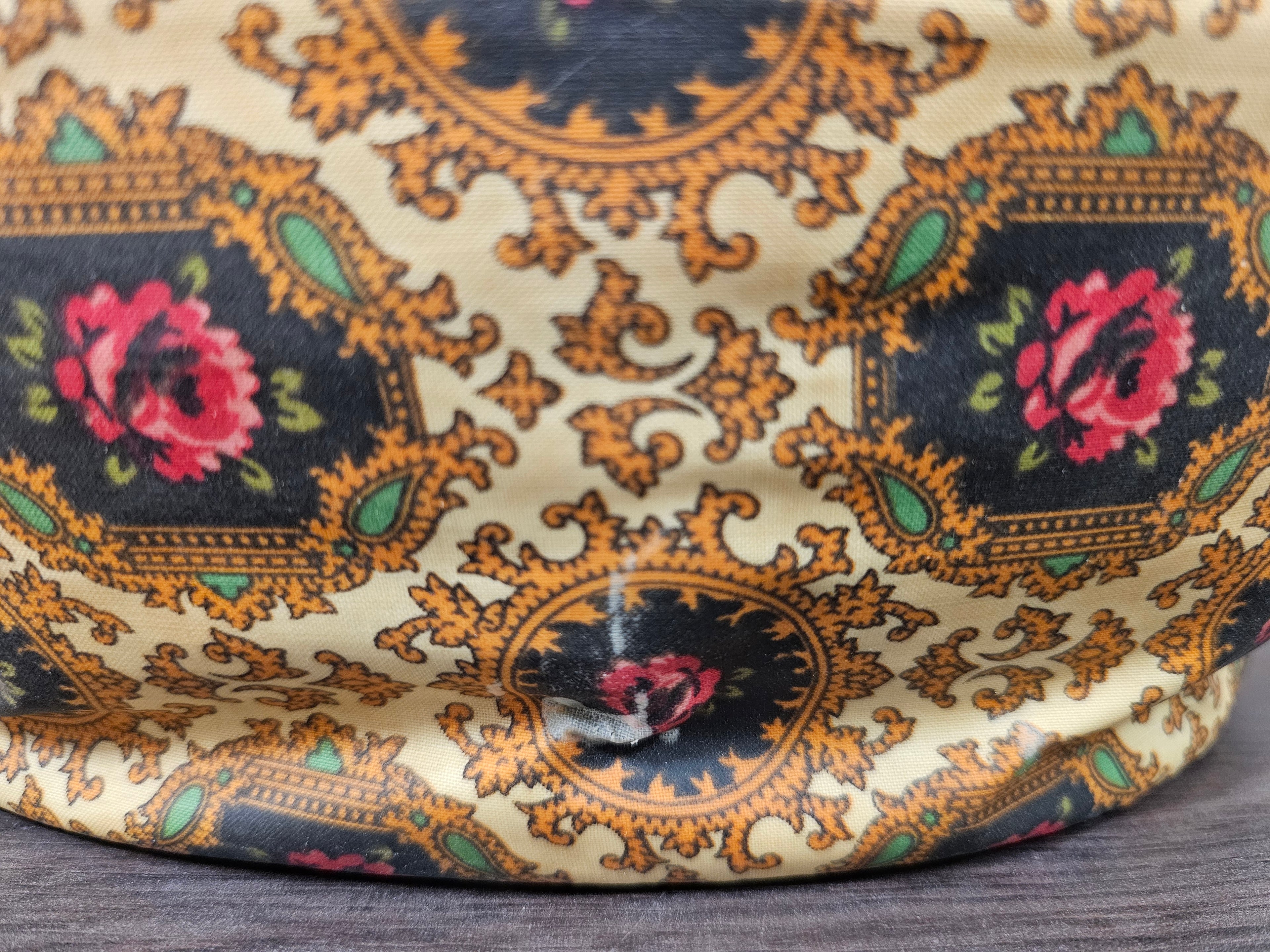 Vintage theebeurs met knip rozenmotief bamboe handvat