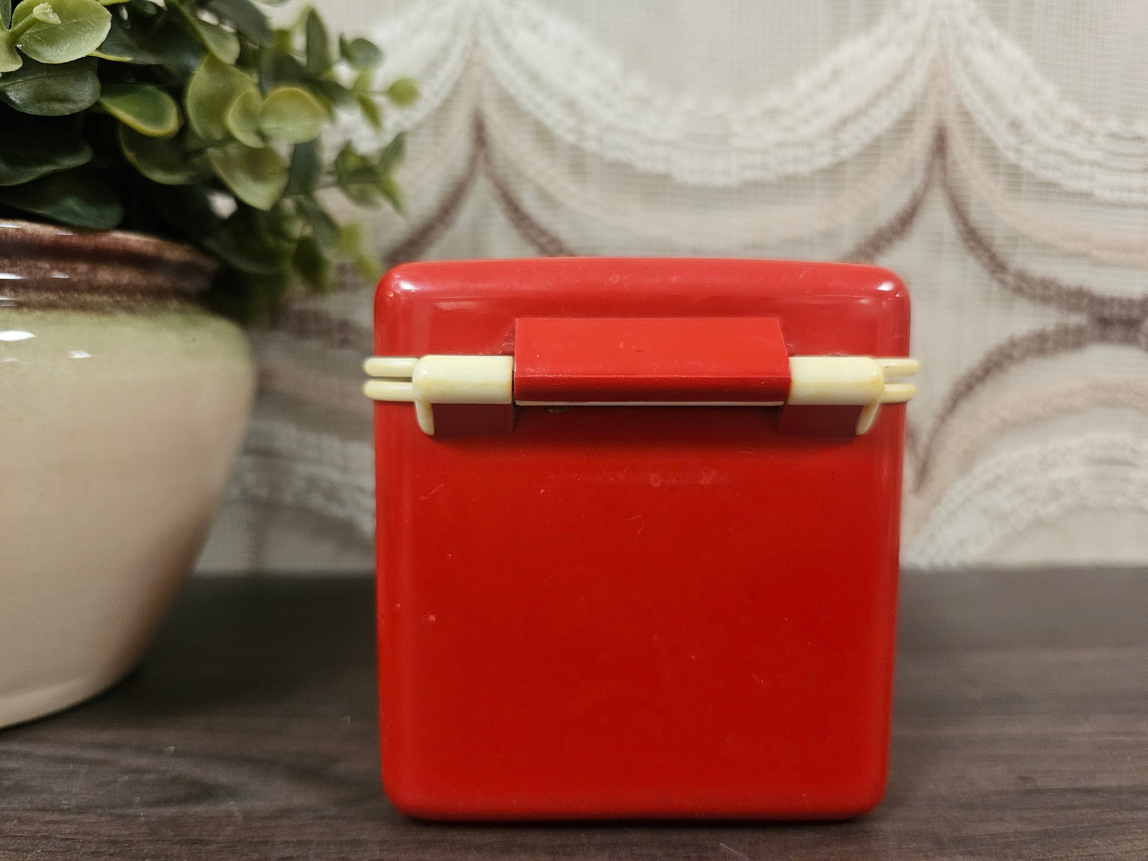 Ambi Toys Ted in a Box vintage pop-up beer