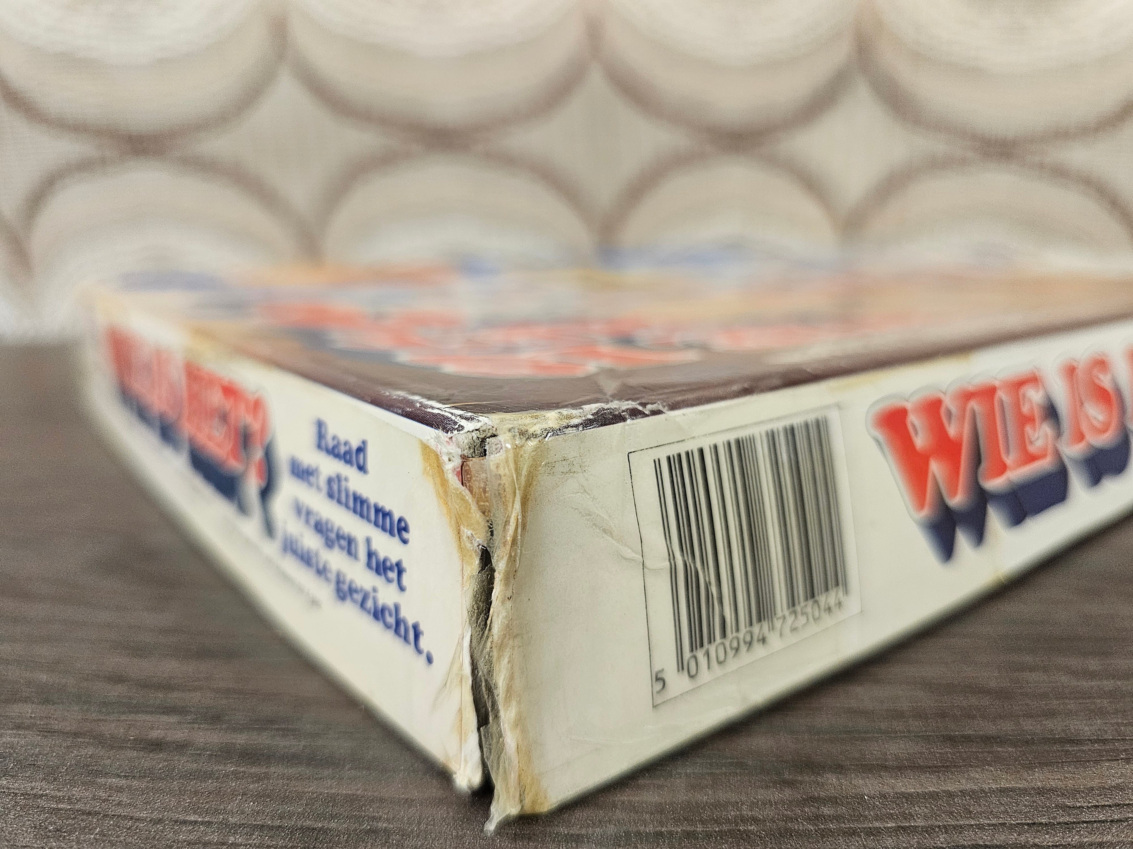 Wie is het? MB Spel jaren 80 vintage gezelschapsspel