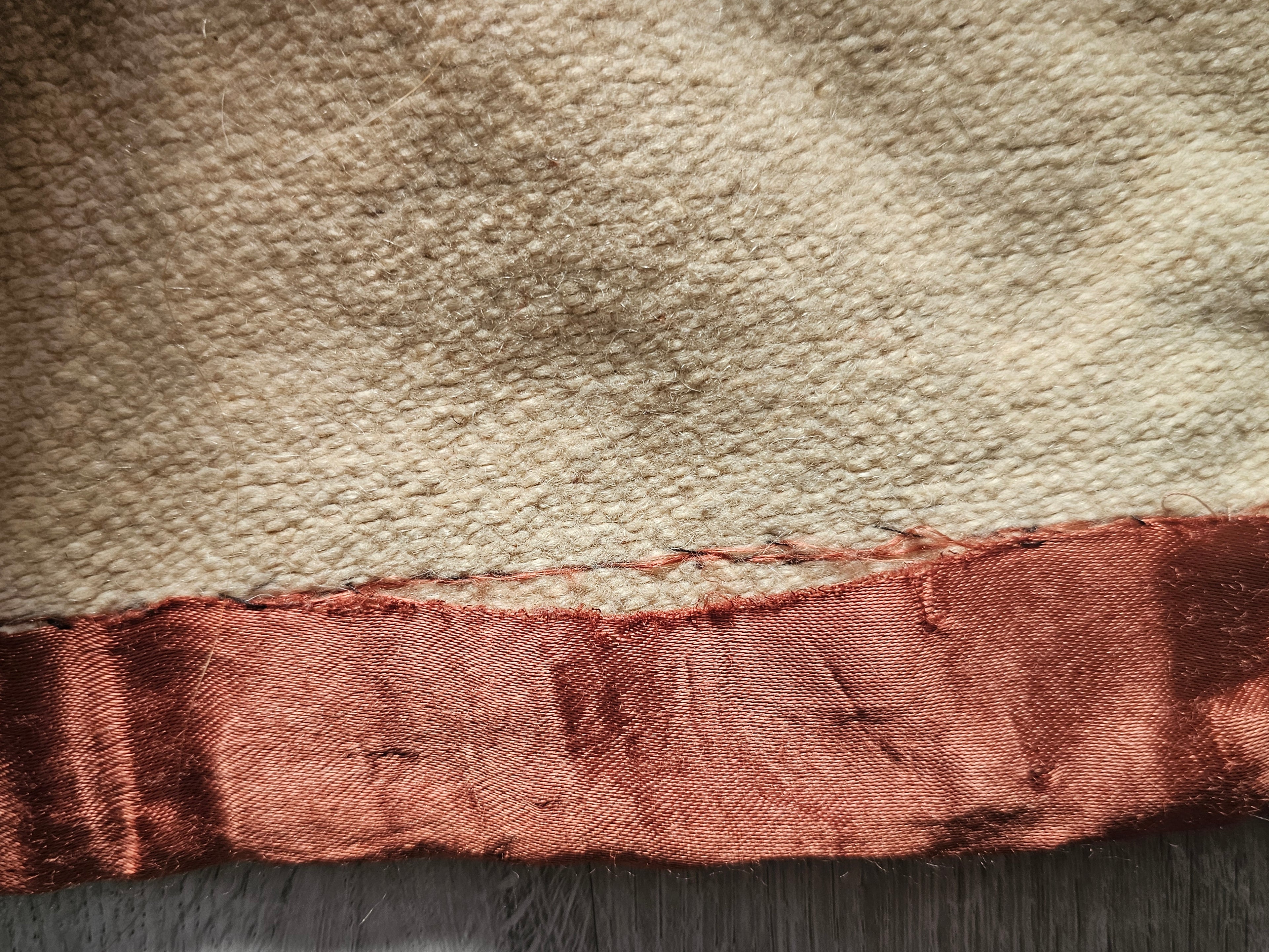 Dubbelzijdige vintage deken met bladmotief 194 x 167 cm