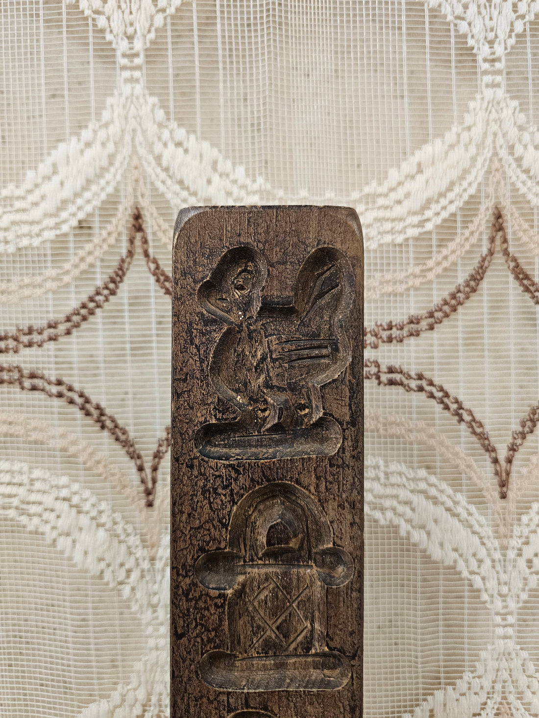 Lange vintage speculaasplank hout – 5 figuren – 40 cm