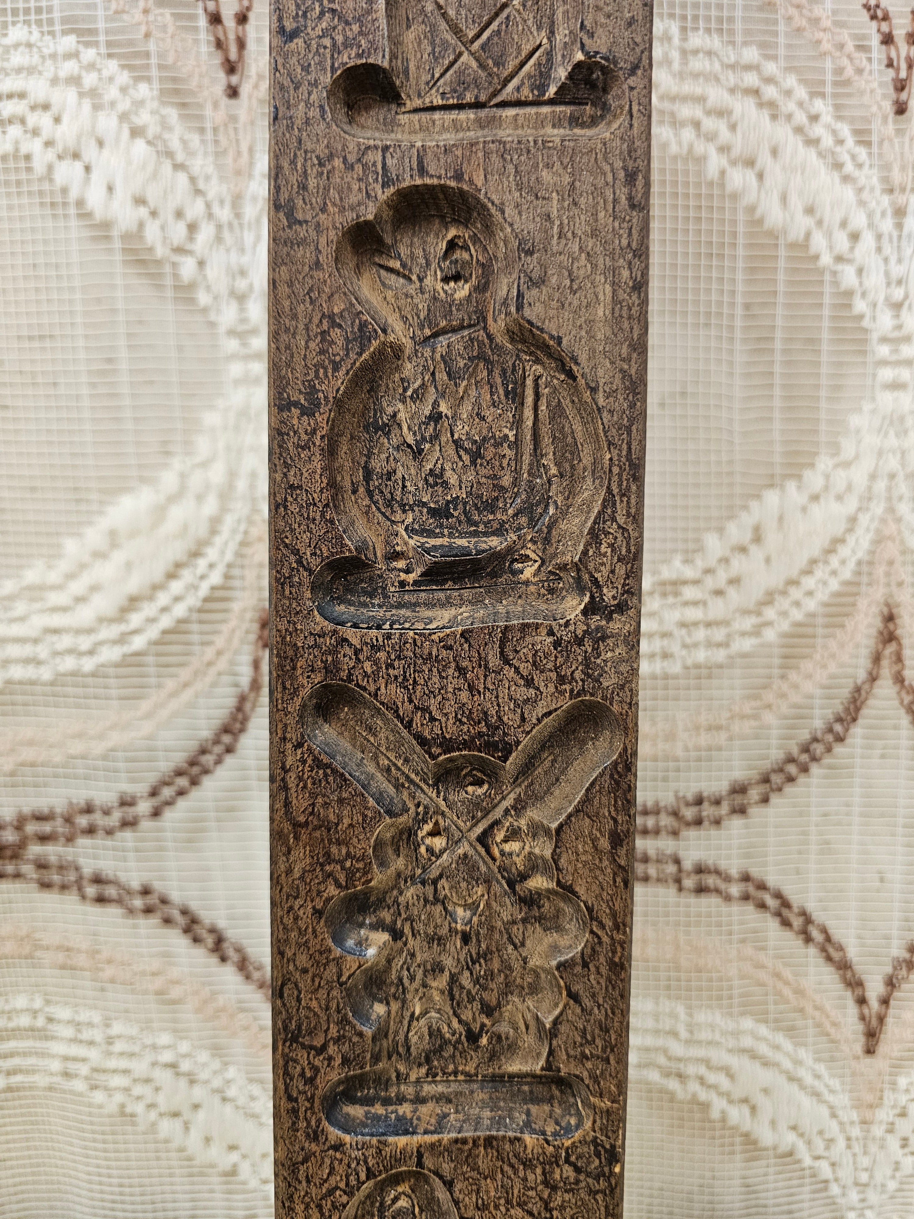 Lange vintage speculaasplank hout – 5 figuren – 40 cm