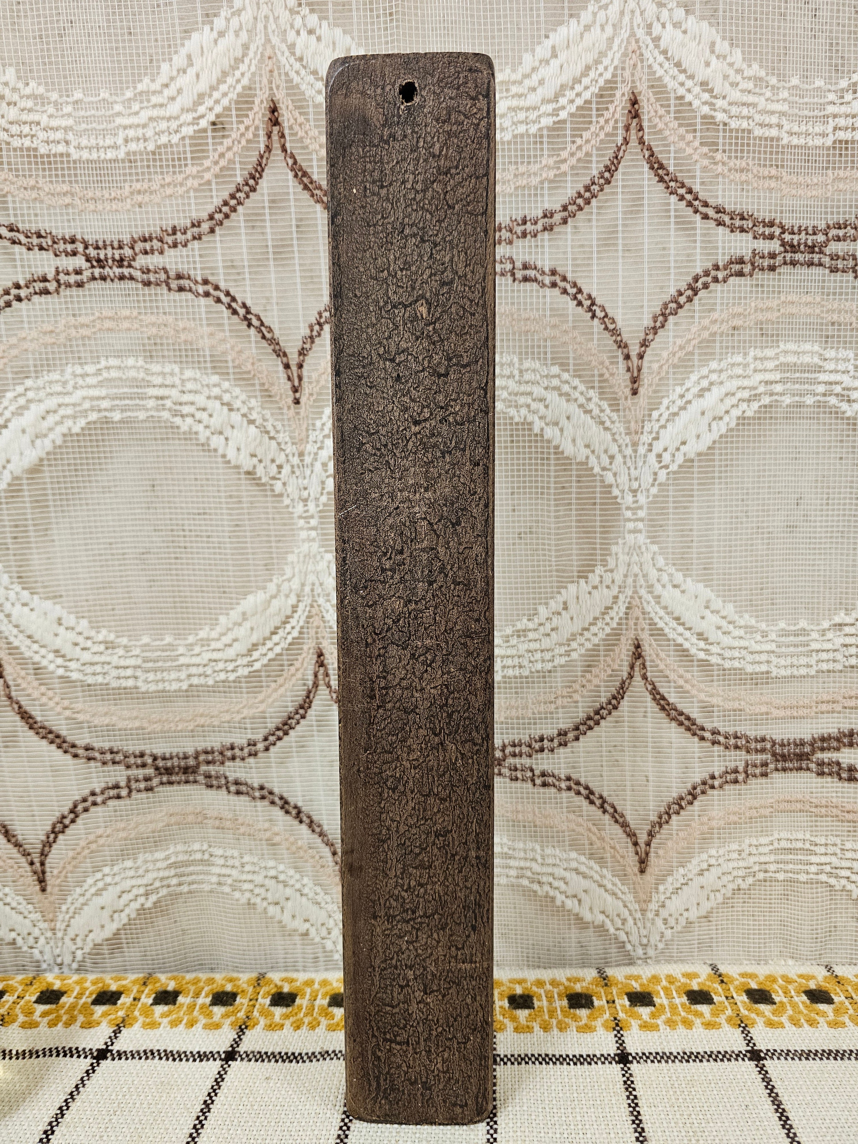 Lange vintage speculaasplank hout – 5 figuren – 40 cm