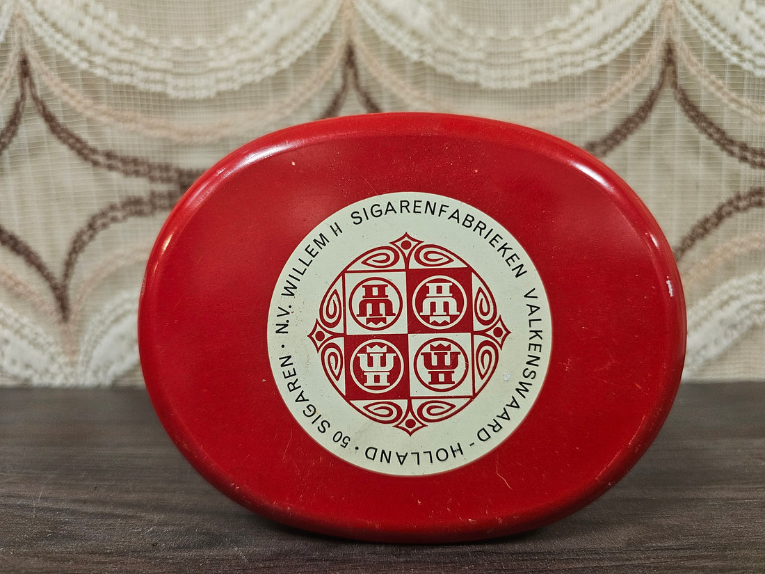 Willem II vintage sigarenblik rood met portret