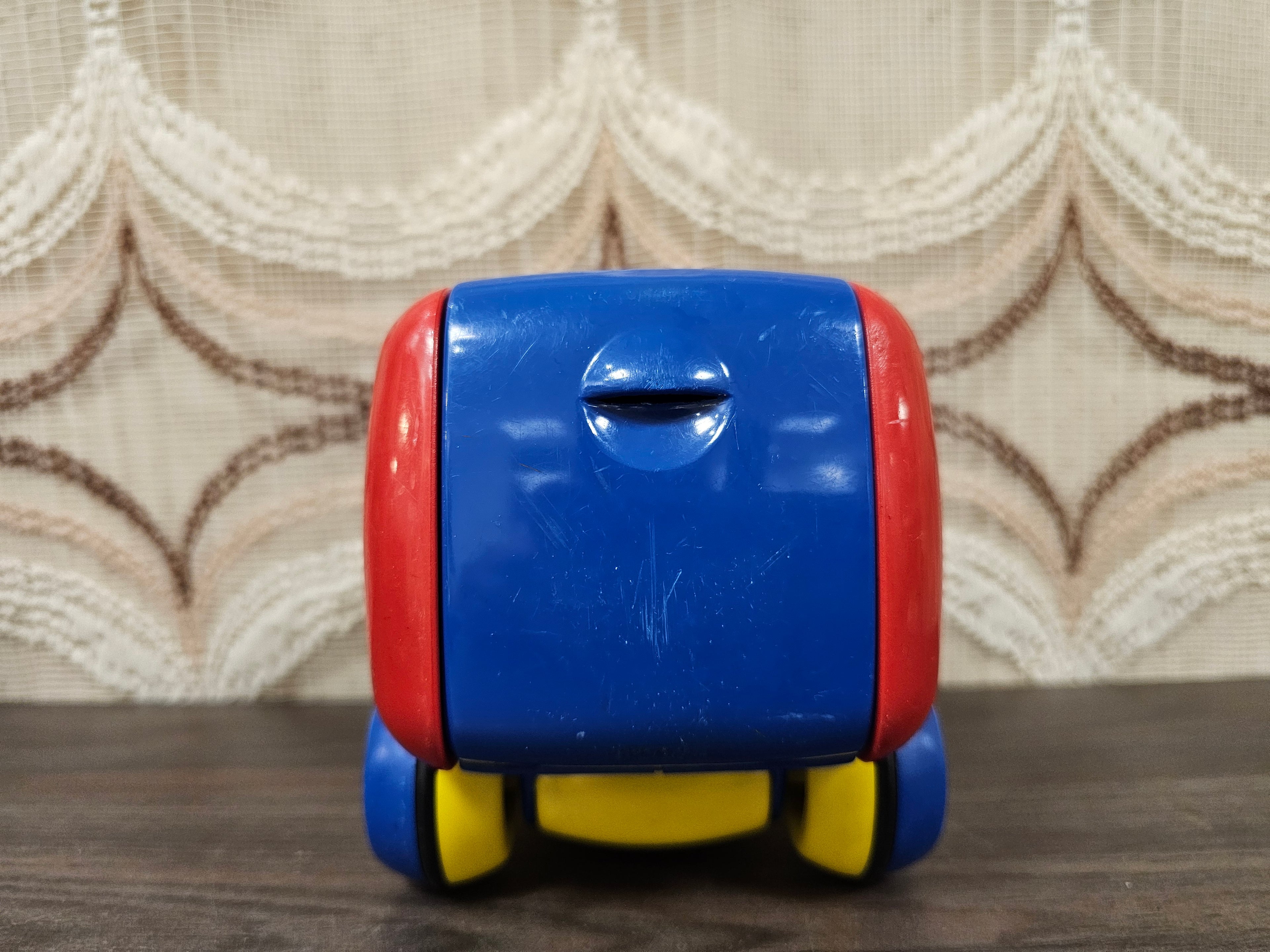 Vintage Ambi Toys vrachtwagen met laadklep