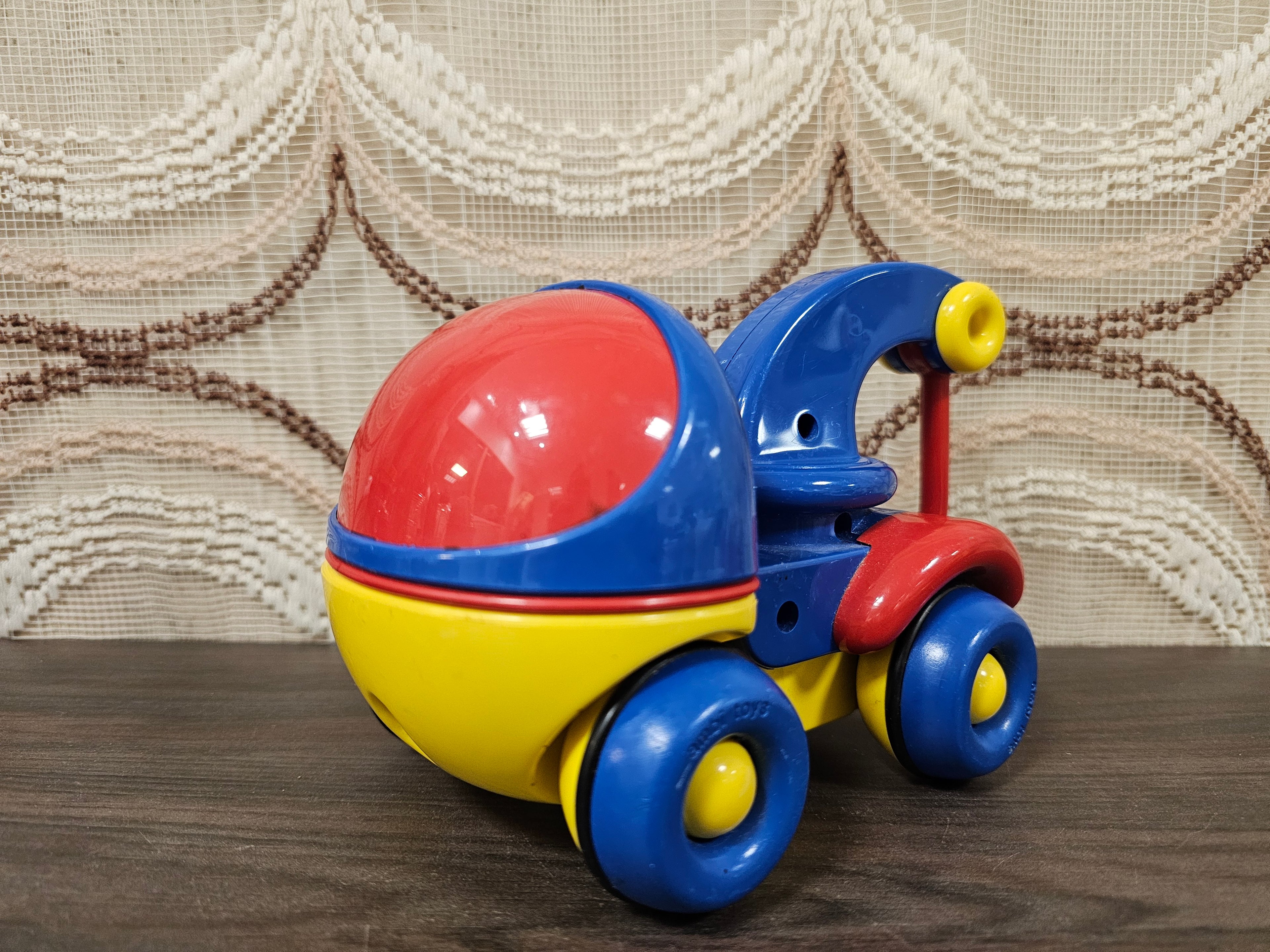 Vintage Ambi Toys takelwagen rood/blauw/geel met haak