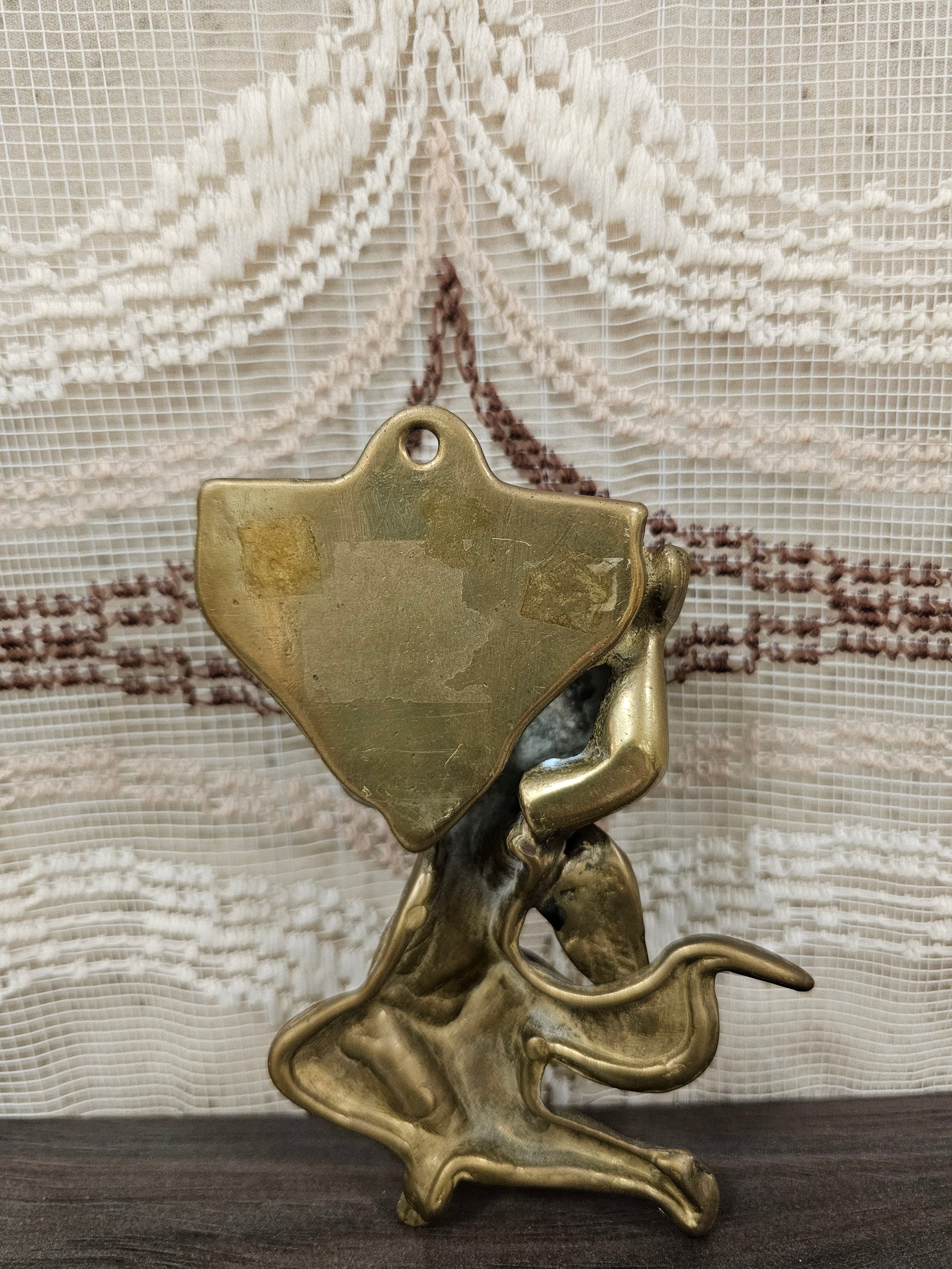 Vintage messing cherubijntje met wijwaterbakje