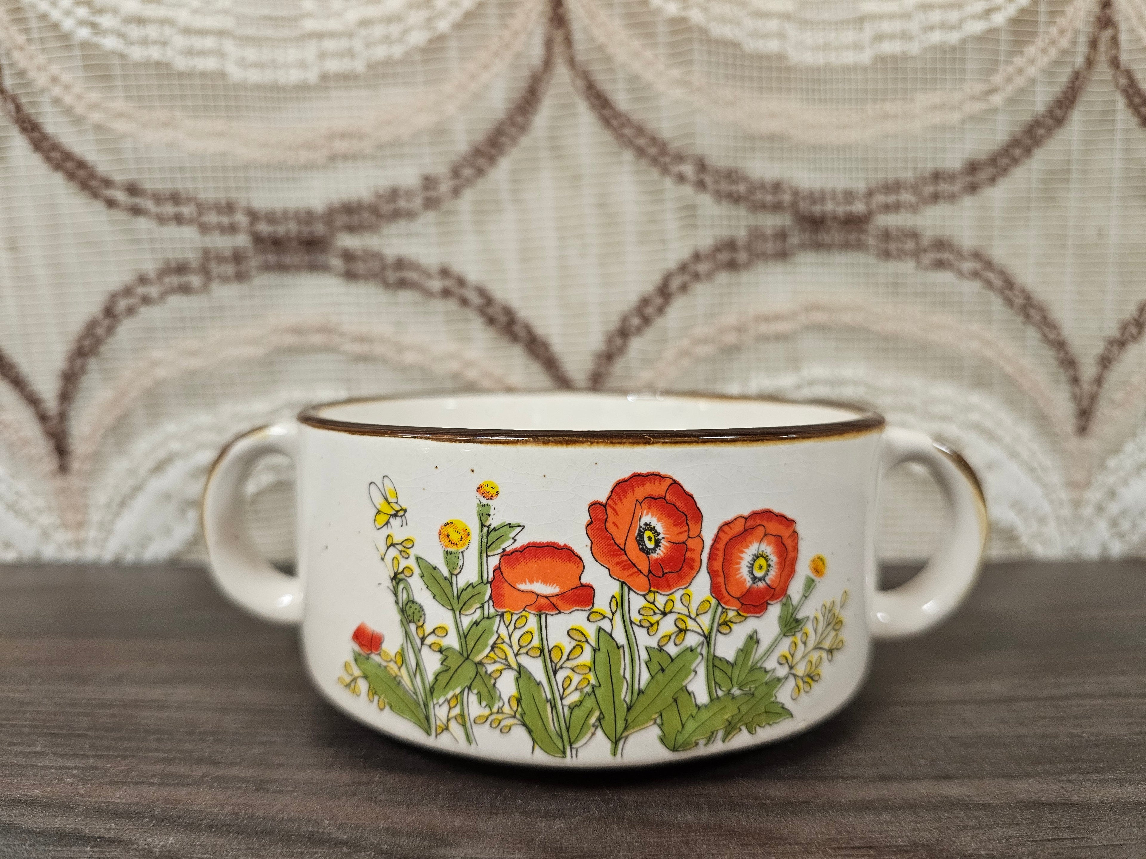 Wildflower soepkom met klaprozen jaren 70 vintage servies