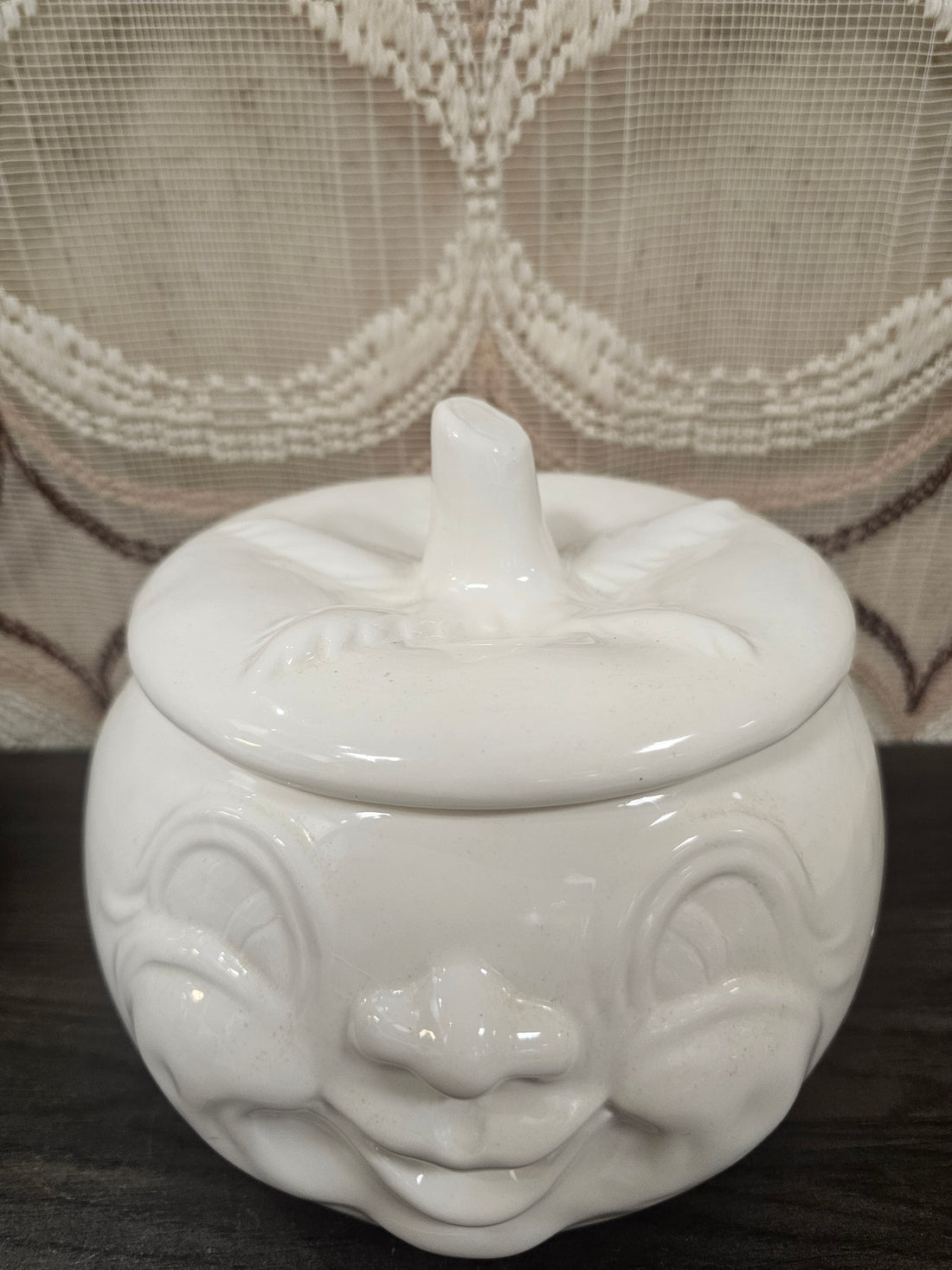 Grote vintage knoflookpot keramiek met gezicht