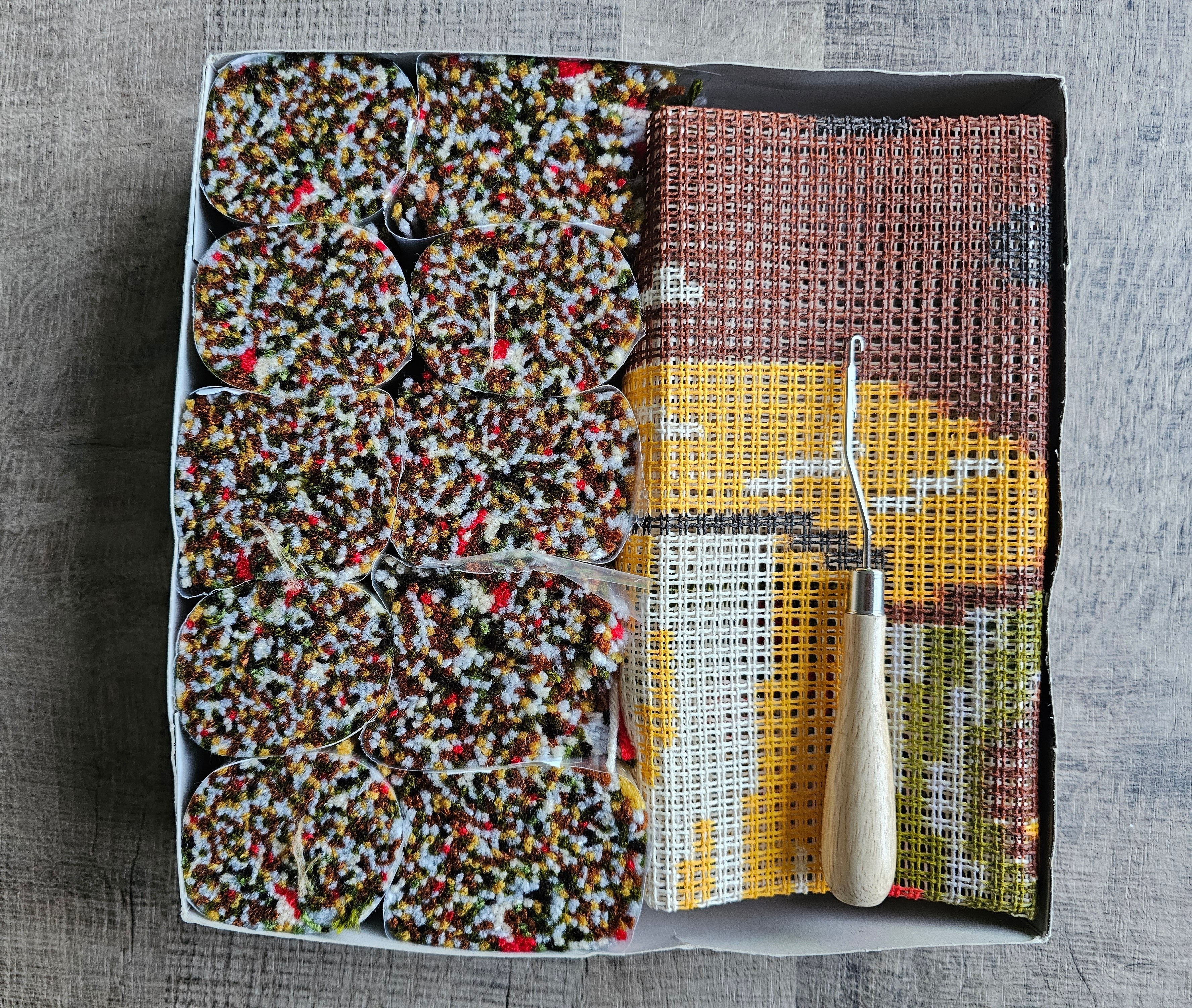 Knoopkussen 40 x 40 cm Paddenstoel