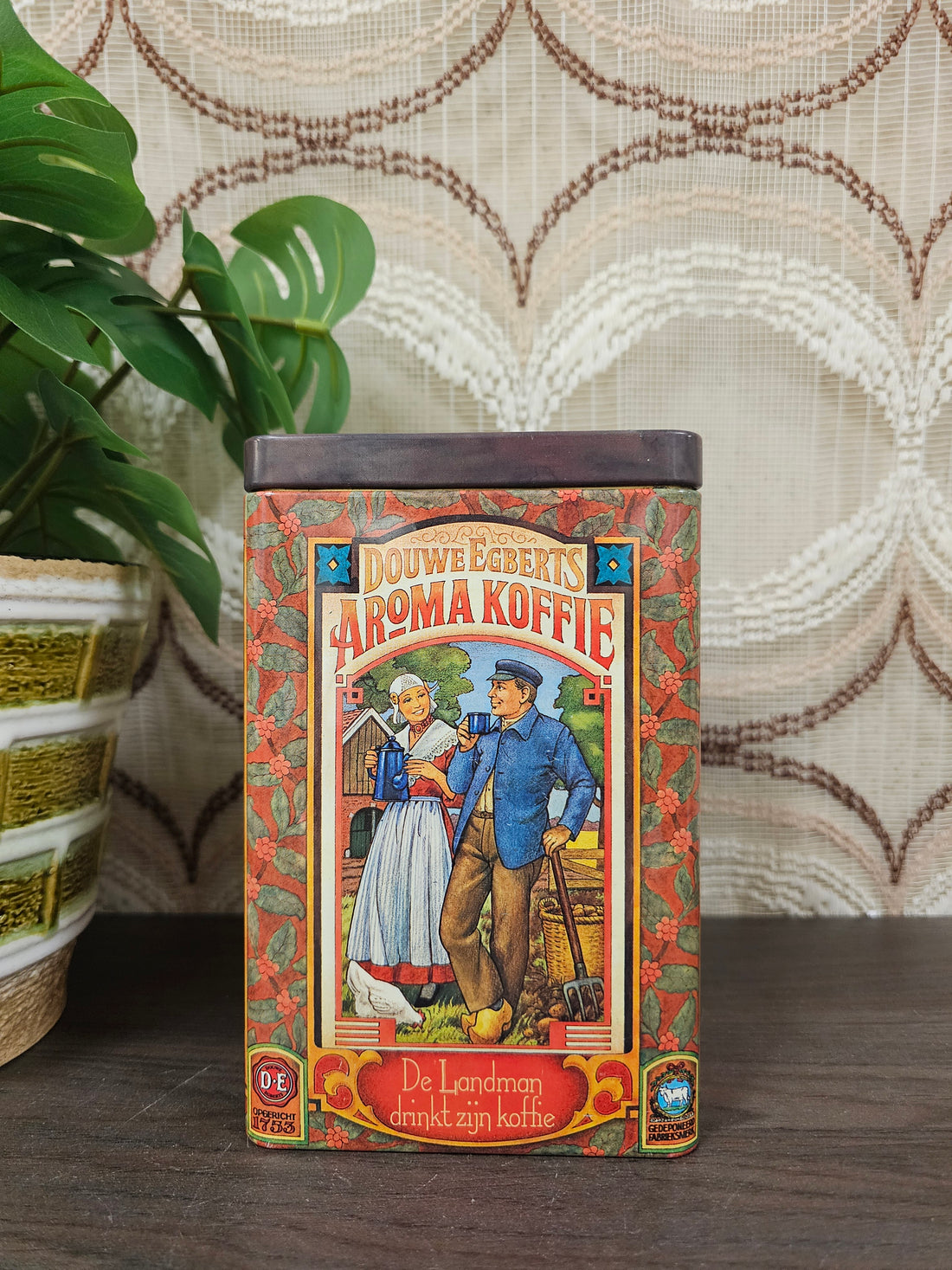 Vintage Douwe Egberts koffieblik met illustraties