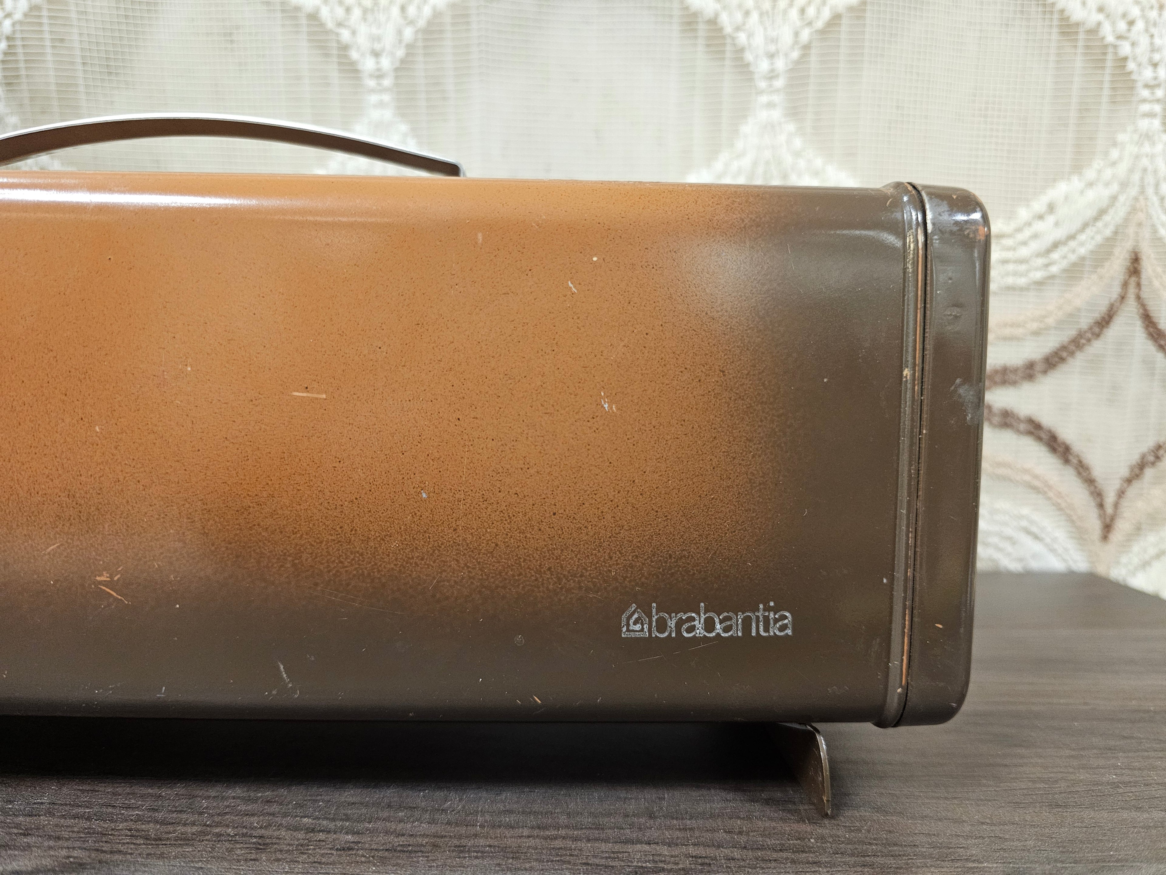 Brabantia ontbijtkoek blik shadow brown