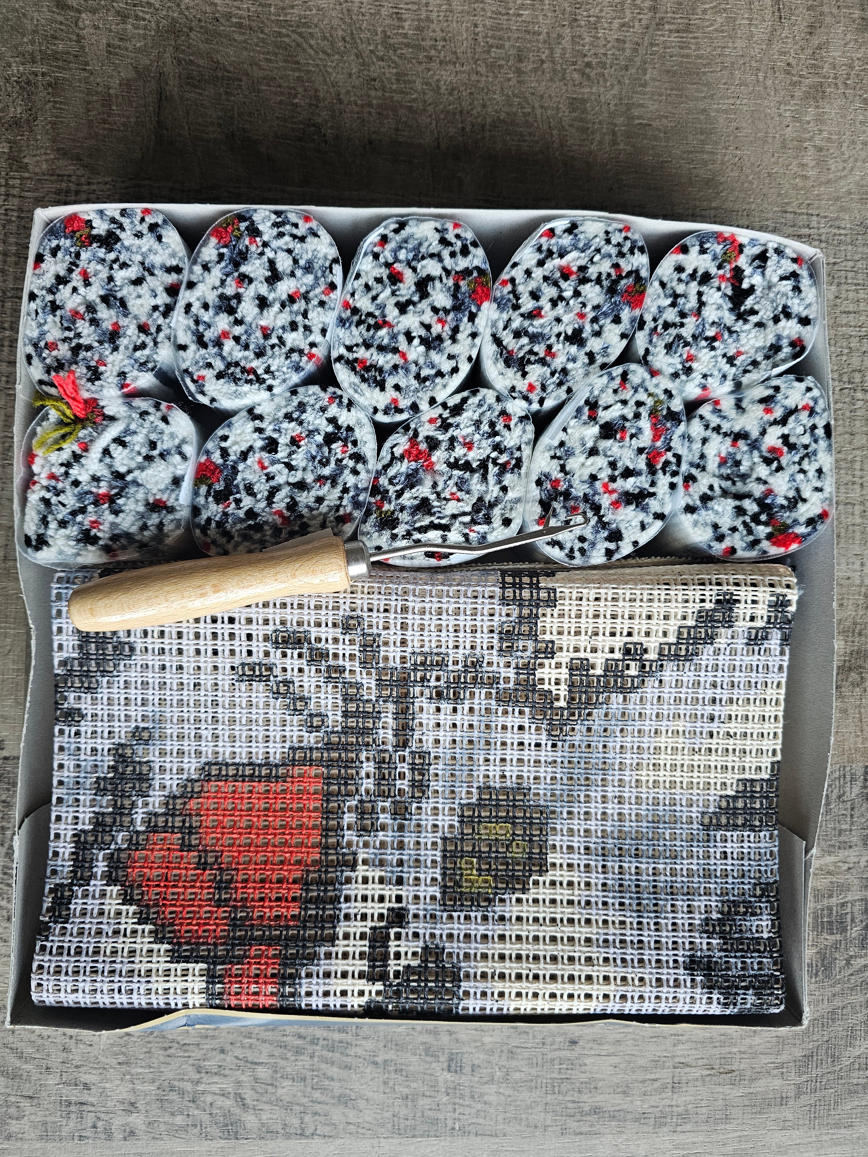 Vintage knoopkussenpakket kitten – Smyrna wol compleet