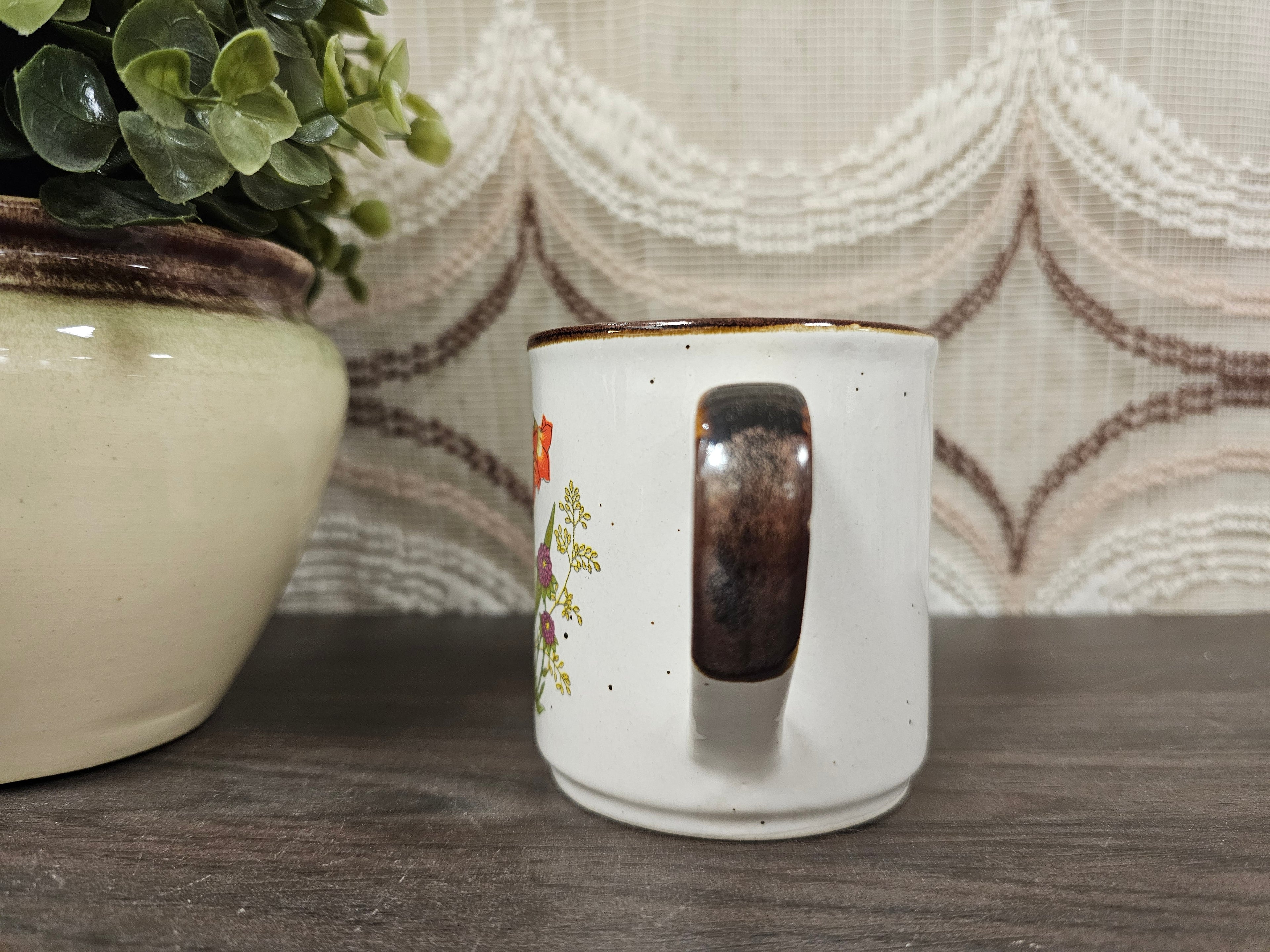 Wildflower vintage beker rode bloemen jaren 70