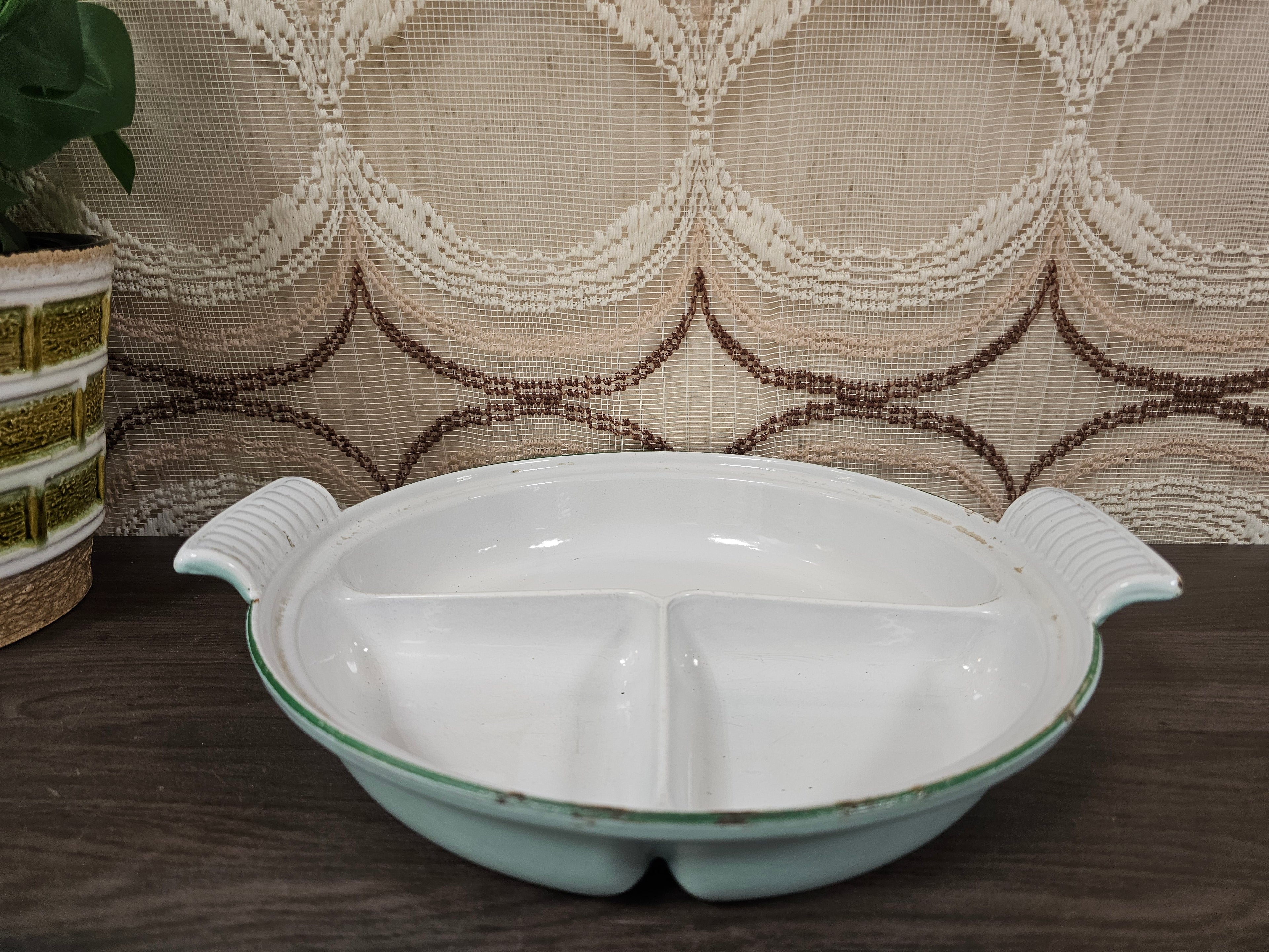 DRU Holland geëmailleerde gietijzeren schaal met deksel – 3 vakken